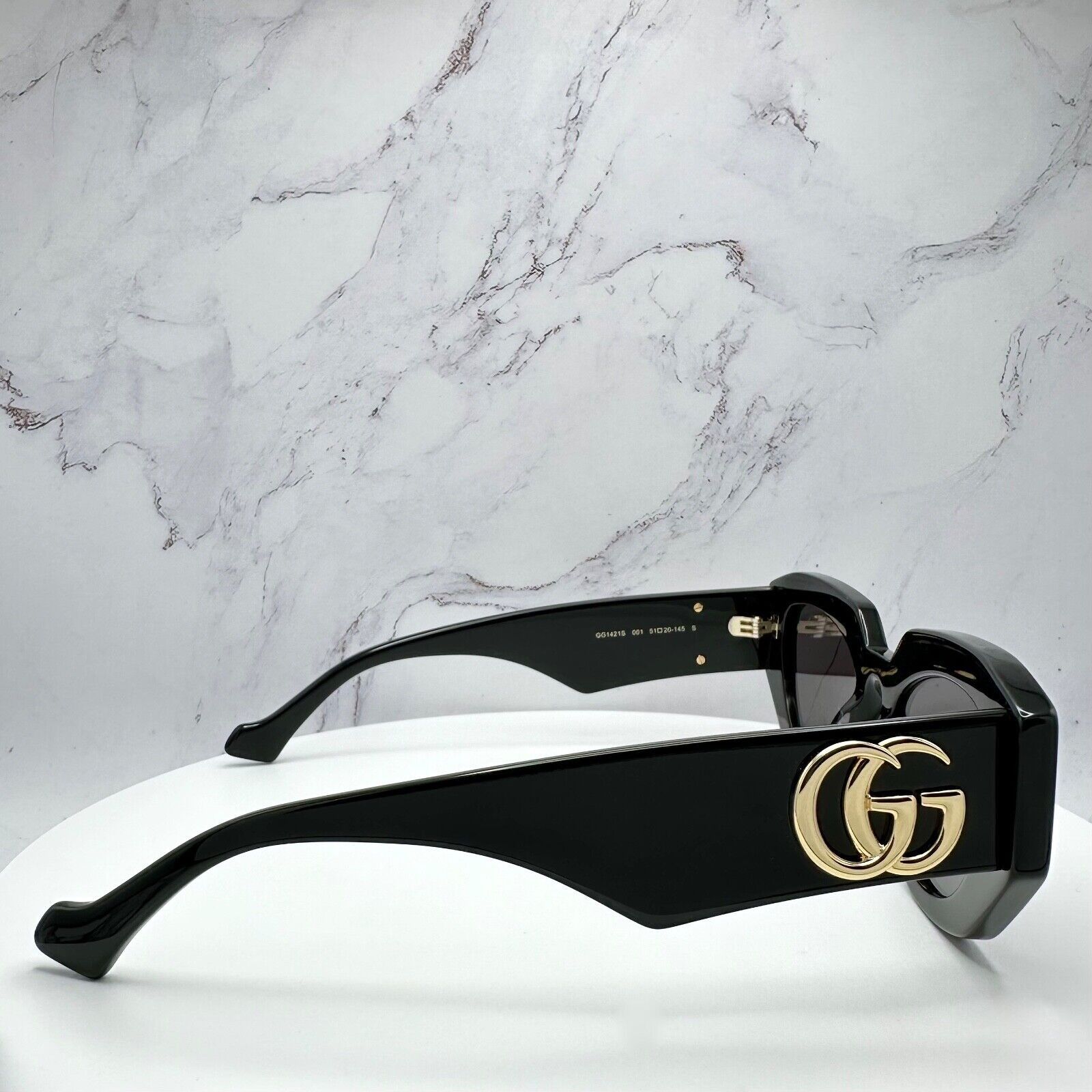 Gucci Sunglasses Black Cat Eye Gold Interlocking GG Logo