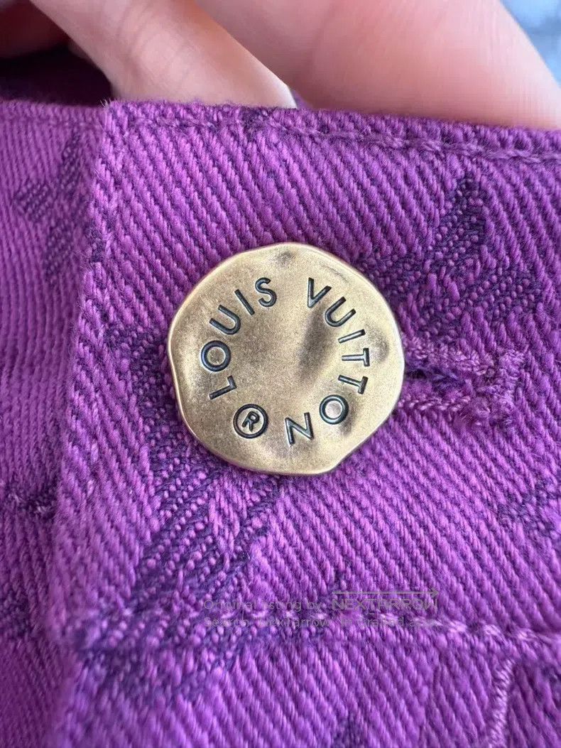 Louis Vuitton Louis Vuitton Purple full-print presbyopic jeans Size US 34 / EU 50 - 5 Thumbnail