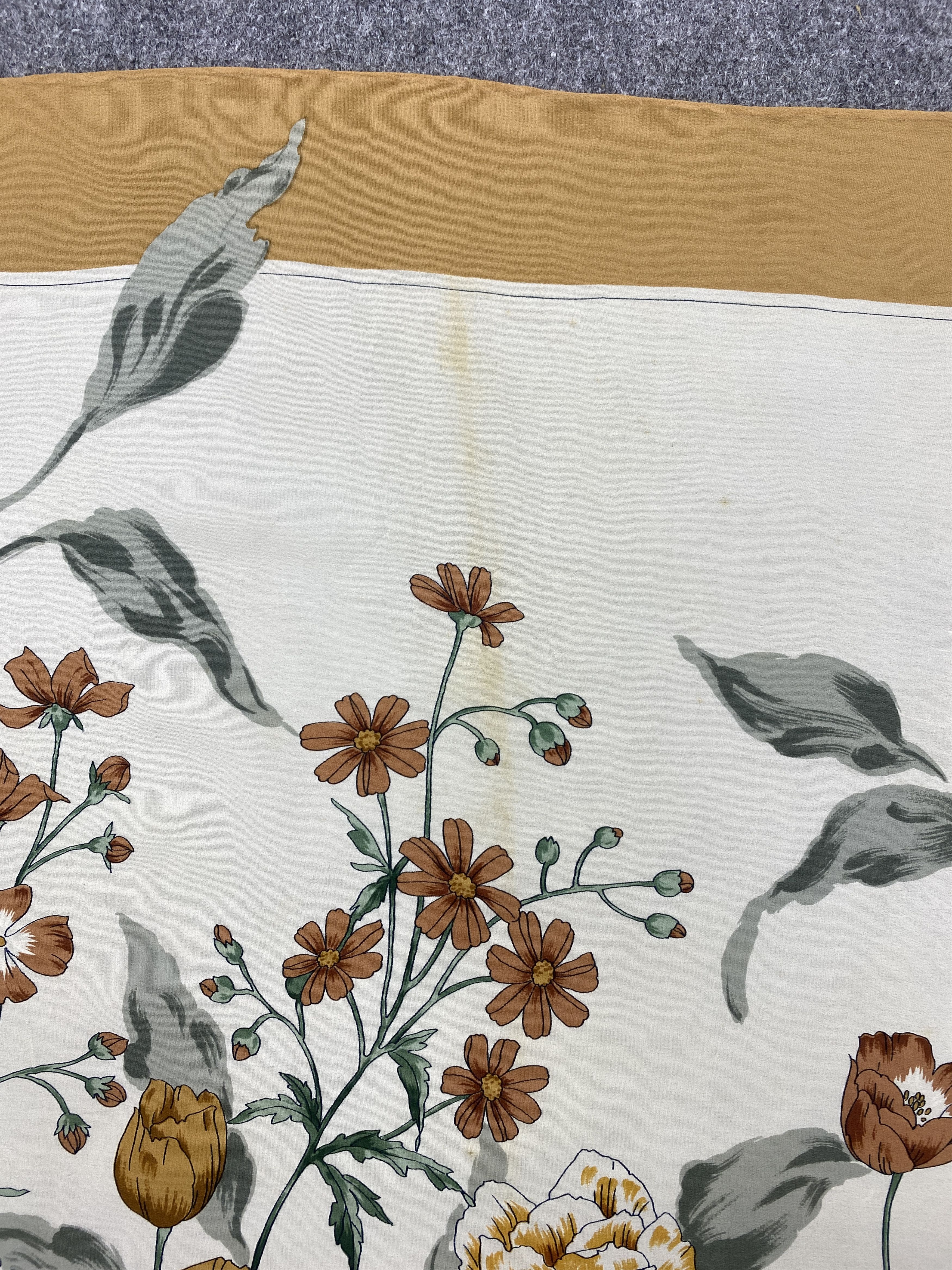 Vintage Flower Design Silk Scarf / Muffler / Silk Shawl SN0073 Size ONE SIZE - 8 Thumbnail