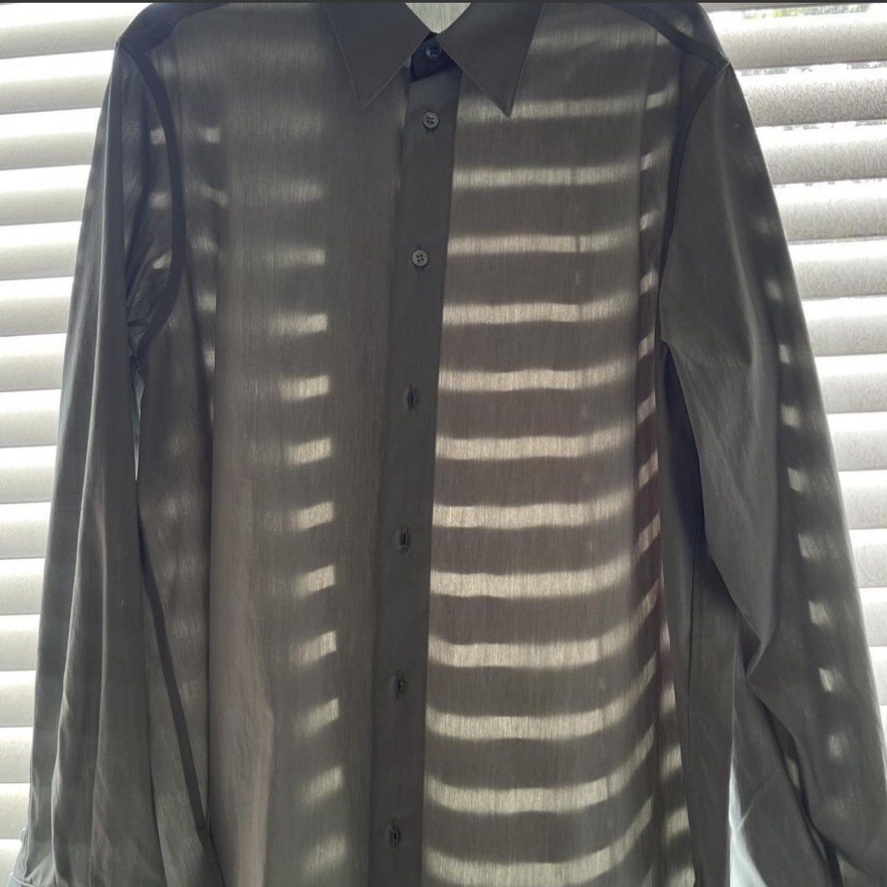 Vuja De Vuja De Double Cuff Shirt in Cotton/Nylon Size US L / EU 52-54 / 3 - 1 Thumbnail