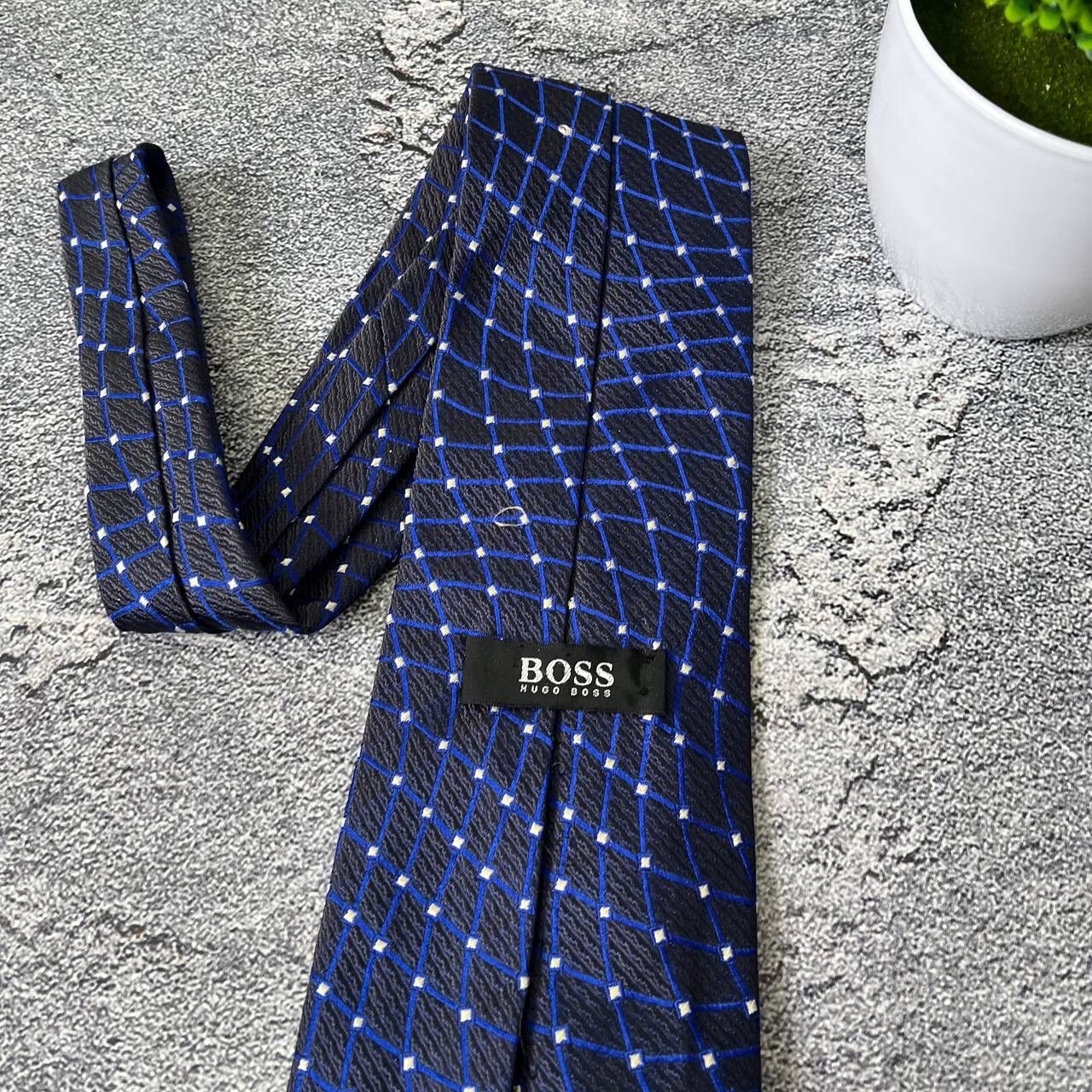 Hugo Boss HUGO BOSS Men's Silk Tie Blue And Ivory Striped Pattern Size ONE SIZE - 7 Thumbnail