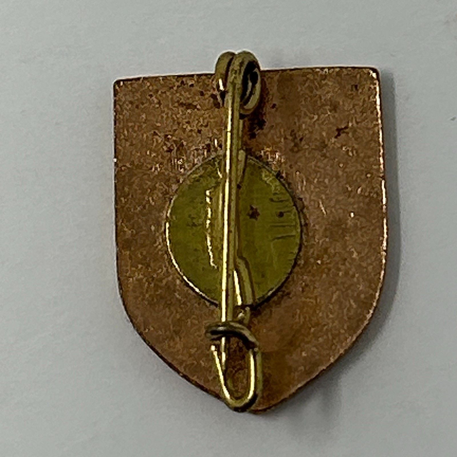 Vintage Vintage Salzburg Coat of Arms Hat Lapel Pin Pinback Austria Size ONE SIZE - 2 Thumbnail