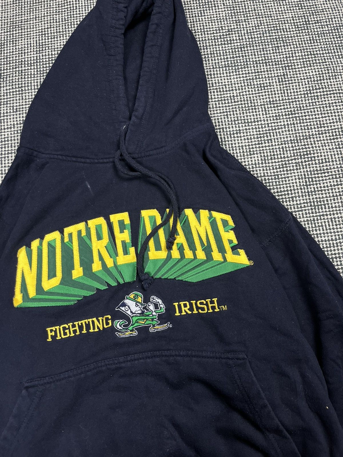 Vintage y2k Notre Dame Fighting Irish university boxy hoodie vintage Size US L / EU 52-54 / 3 - 3 Thumbnail
