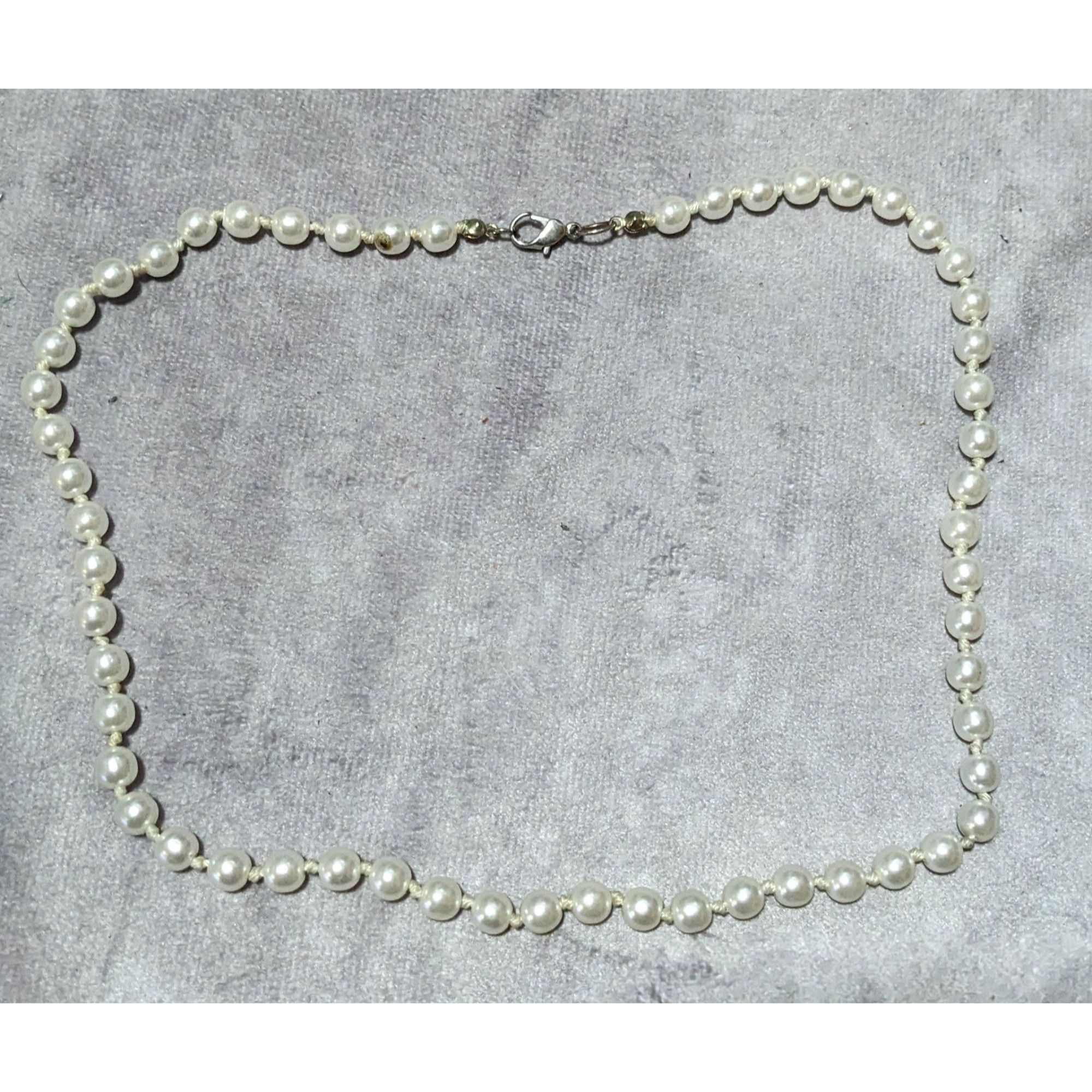 Other Simple Casual White Faux Pearl Necklace Size ONE SIZE - 6 Thumbnail