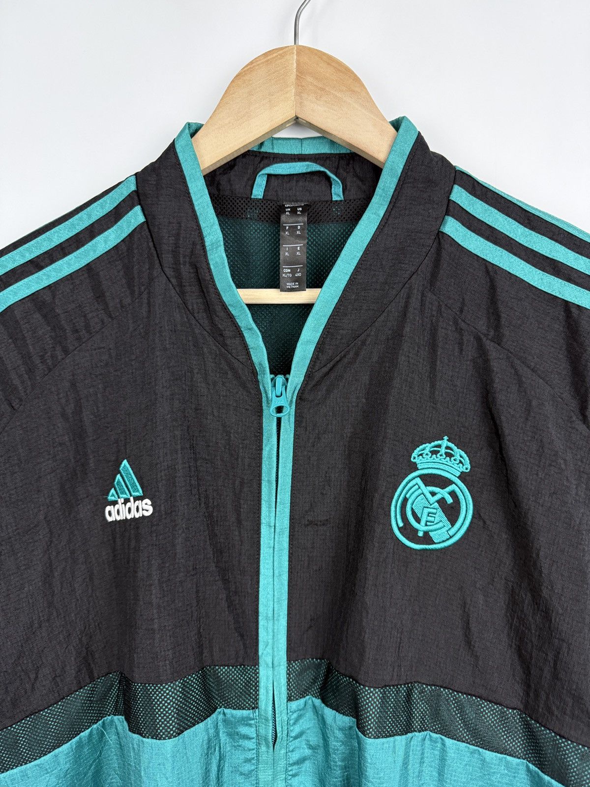 Adidas 🇪🇸 2021 Real Madrid Adidas Equipment Style Icons Woven Jacket Size US XL / EU 56 / 4 - 11 Thumbnail