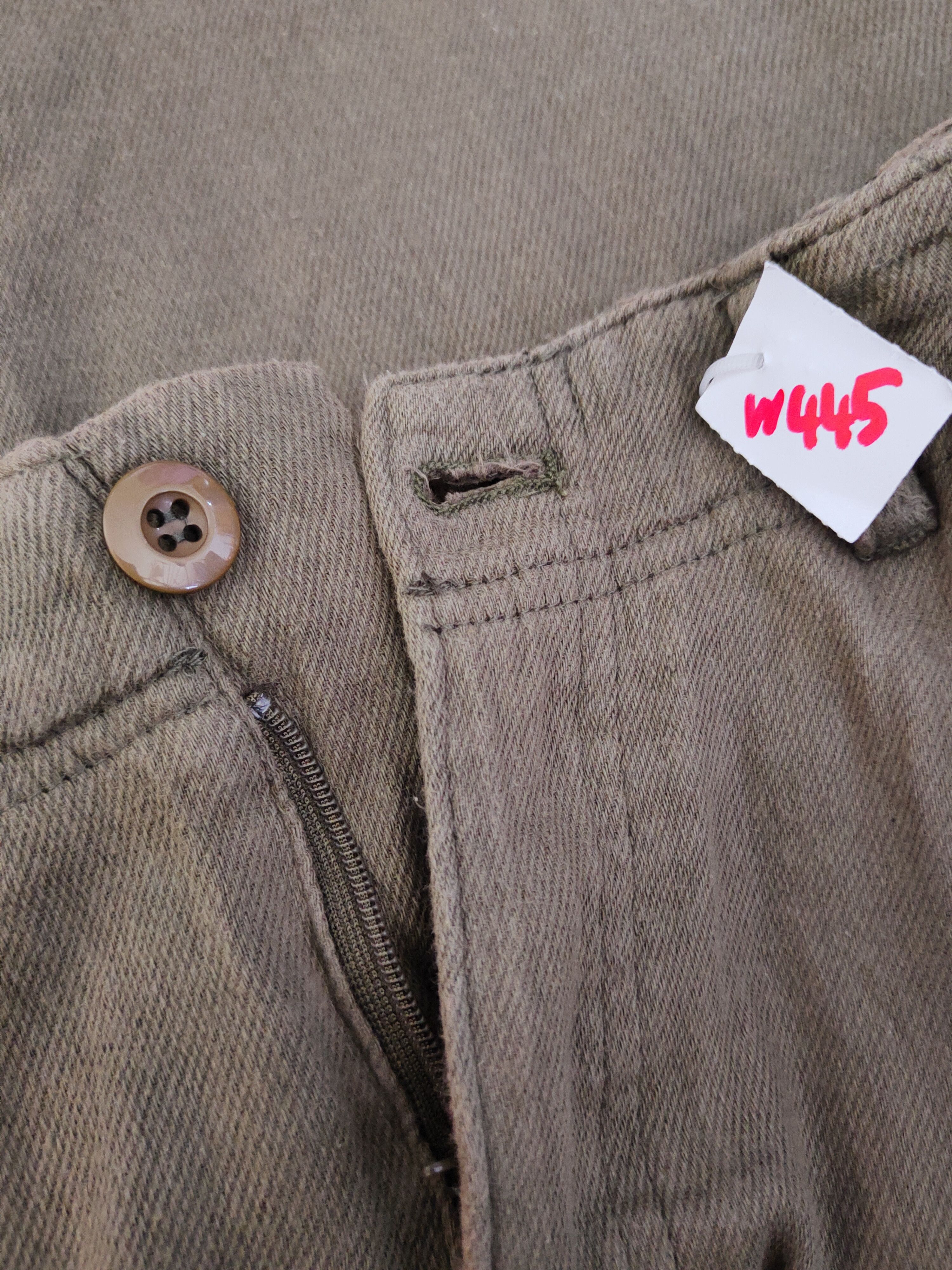 Japanese Brand Live in Comfort Green Multipocket Cargo Pants #W445 Size US 27 - 16 Thumbnail
