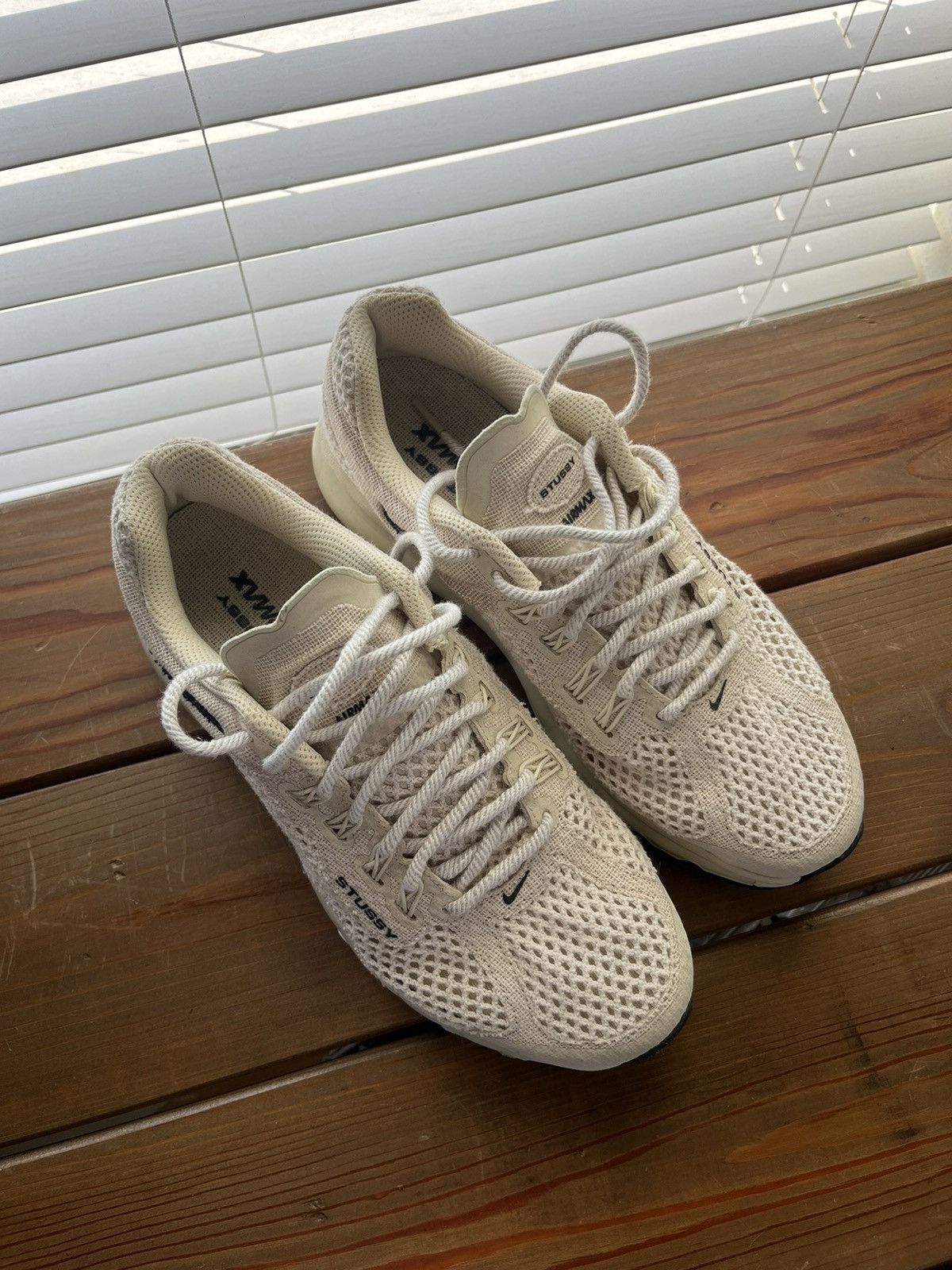 Nike × Stussy Stussy X Nike Air Max 2013 (US8) Size US 8 / EU 41 - 2 Thumbnail