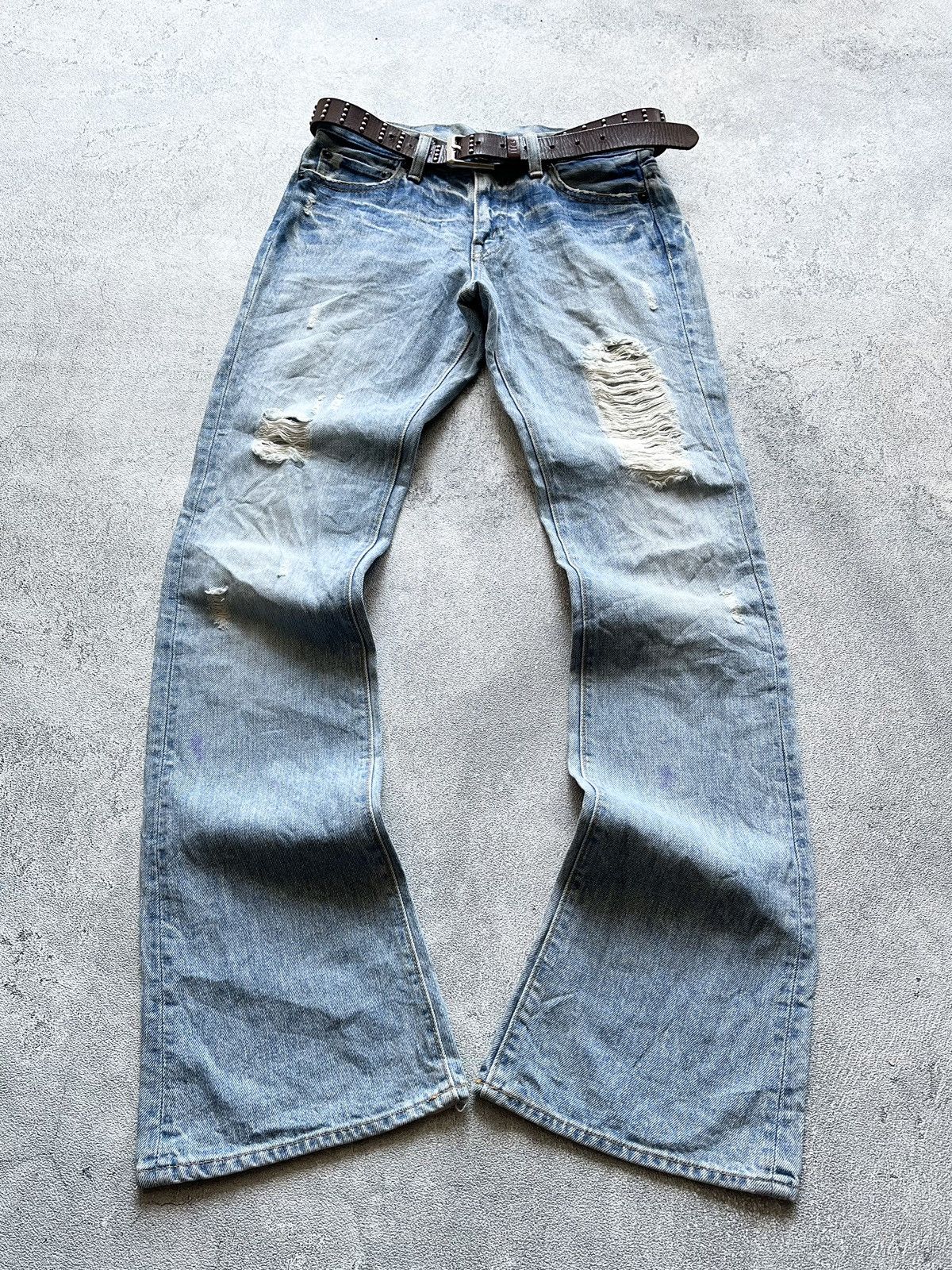 2000s JAPANESE BRAND DISTRESSED FADED FLARE JEAN