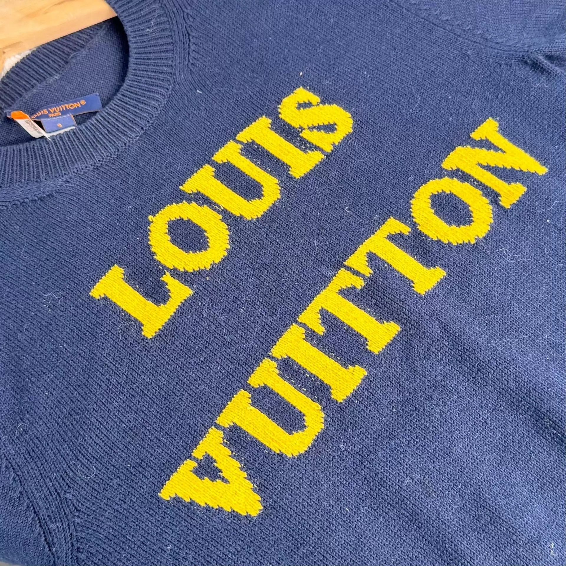Louis Vuitton Louis Vuitton longsleeve knit sweater navy blue Size US S / EU 44-46 / 1 - 6 Thumbnail