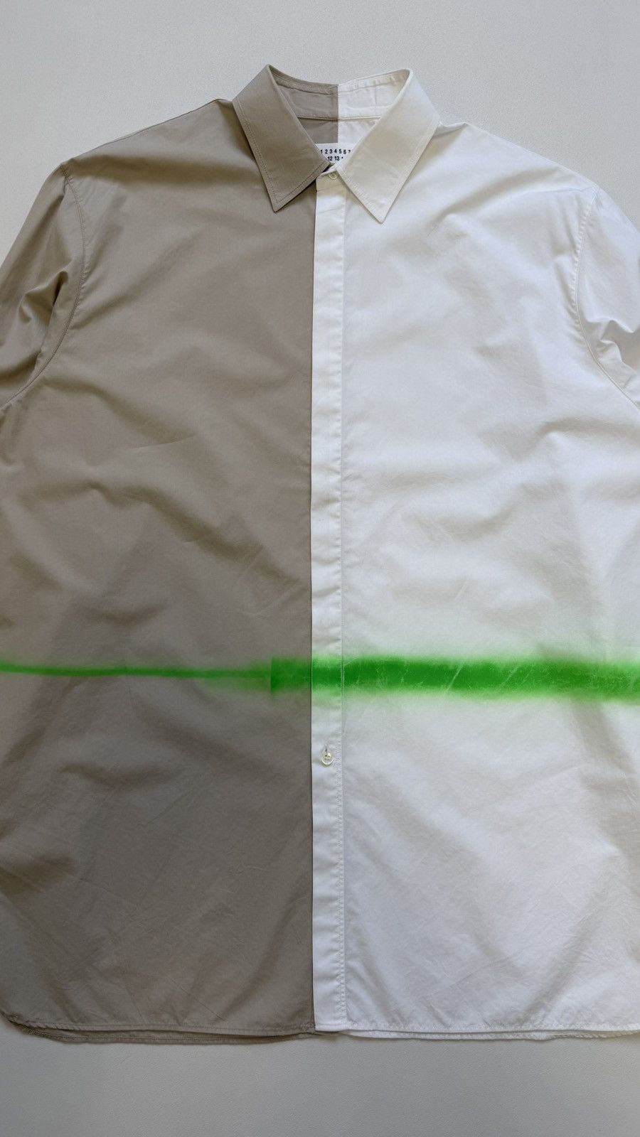 Maison Margiela A/W 17 Sample Split Colour Spray Paint Print Shirt Size US XL / EU 56 / 4 - 5 Thumbnail