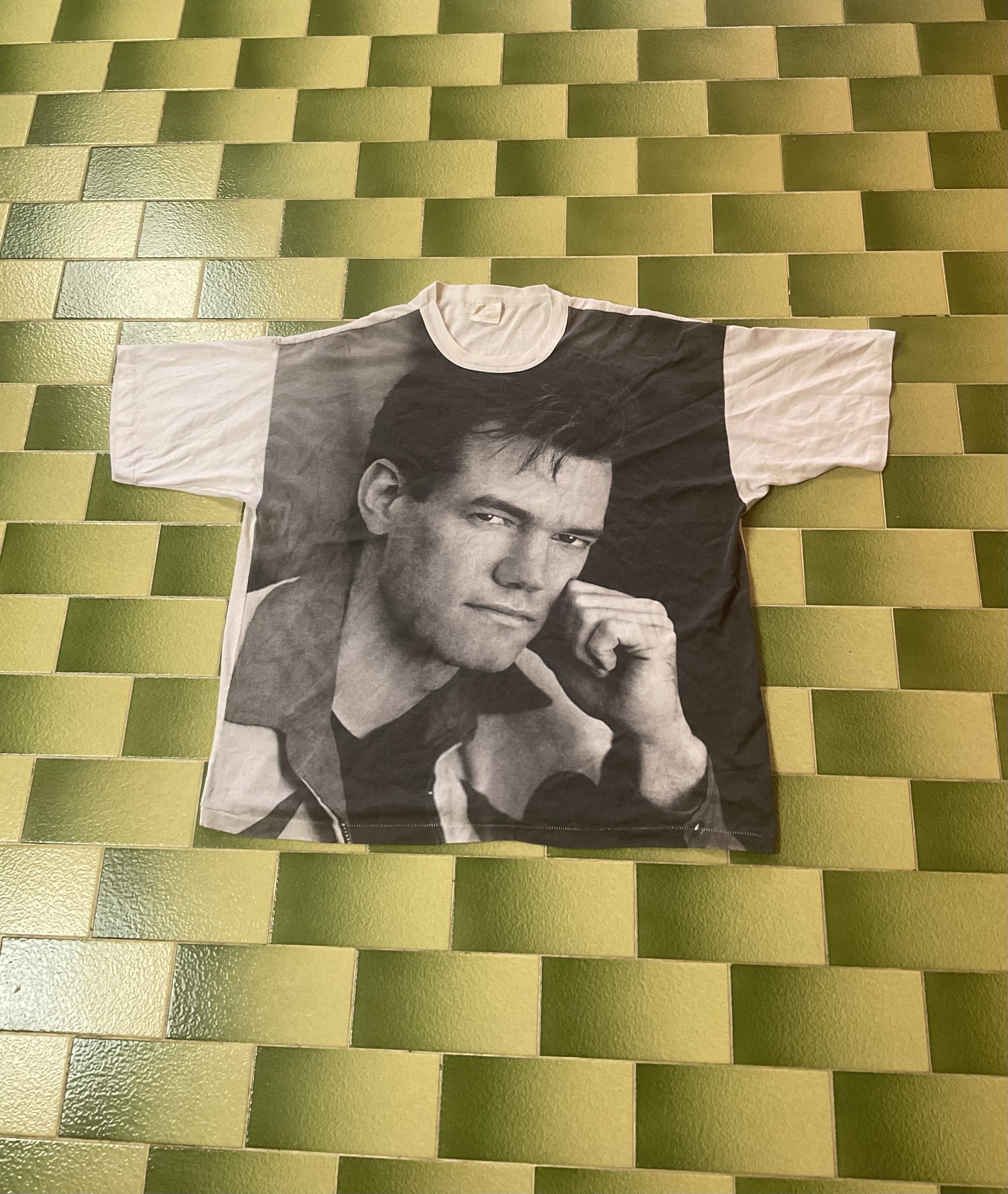 Band Tees Vintage 90s Randy Travis Black & White All Over Print Tee Size US XXL / EU 58 / 5 - 1 Thumbnail