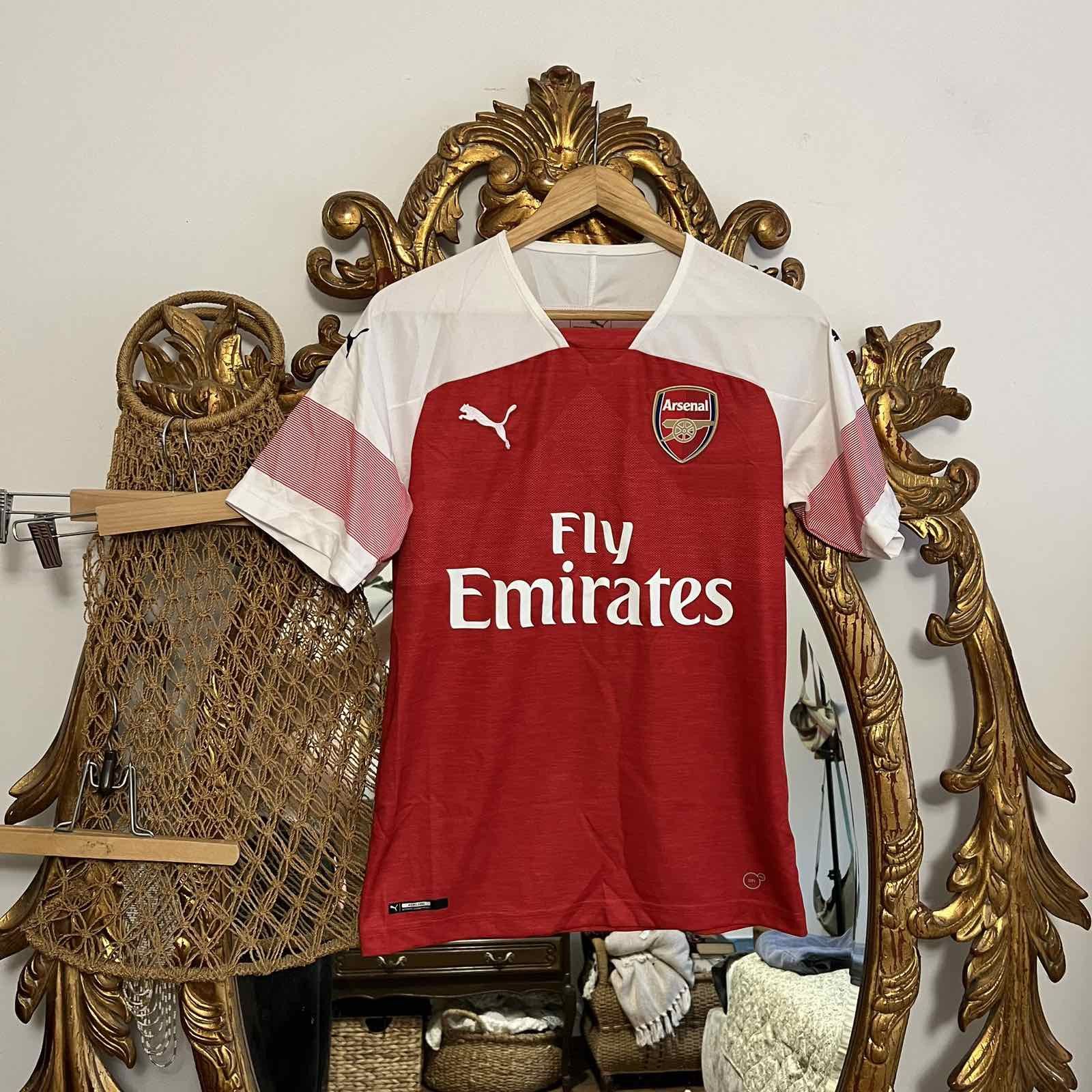 Puma Puma Arsenal soccer jersey Sz S Size US S / EU 44-46 / 1 - 1 Thumbnail