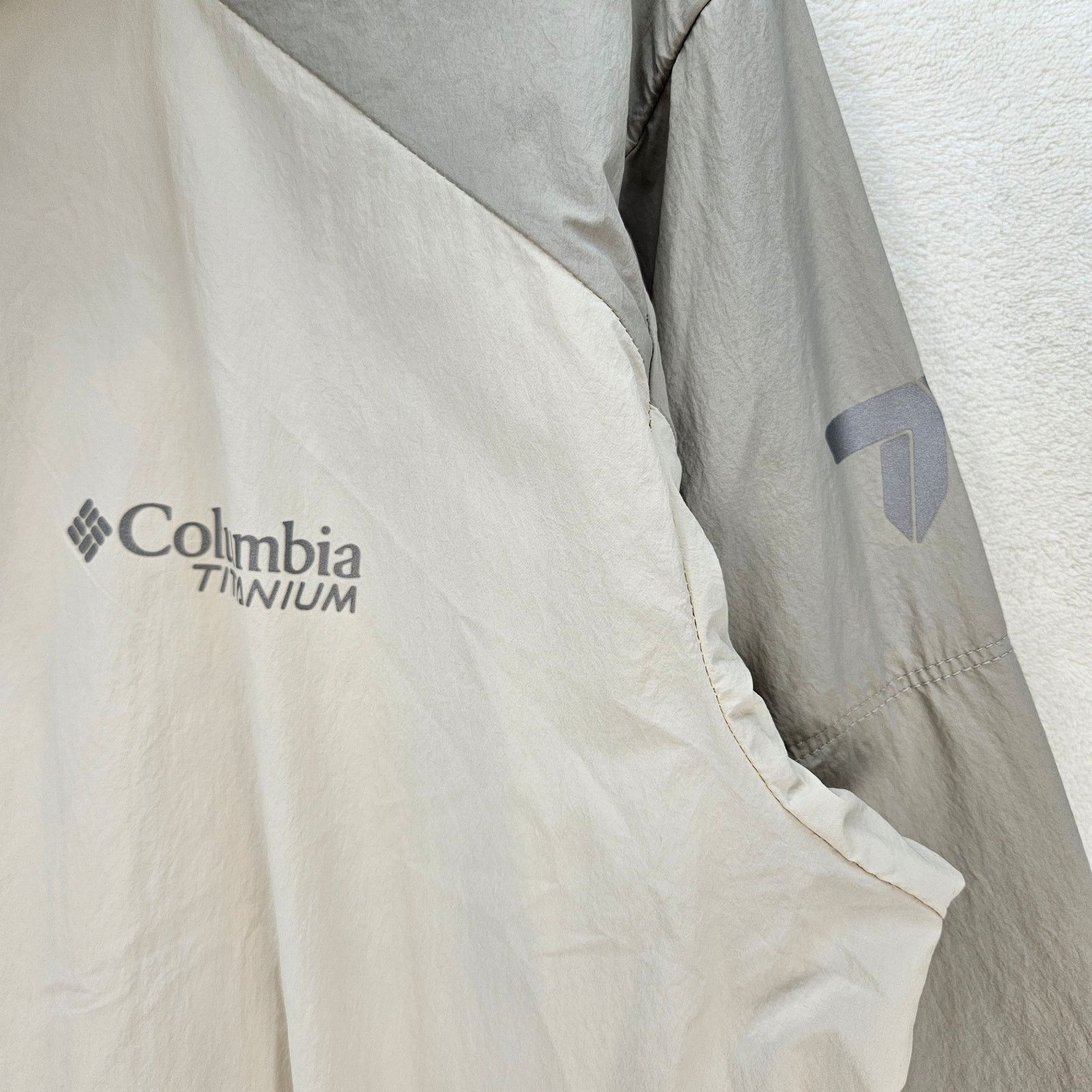 Columbia COLUMBIA WOMEN'S M WINDBREAKER JACKET LOOP TRAIL GREY BEIGE Size M / US 6-8 / IT 42-44 - 3 Thumbnail