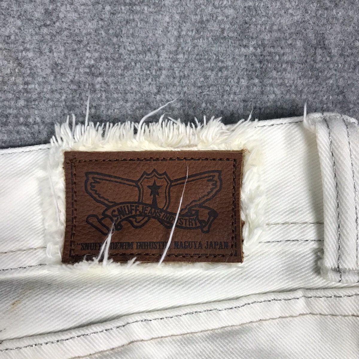 If Six Was Nine × Japanese Brand × Tornado Mart SNUFF DENIM JAPAN STYLE DISTRESSED BOOTCUT PANTS Size US 32 / EU 48 - 15 Thumbnail