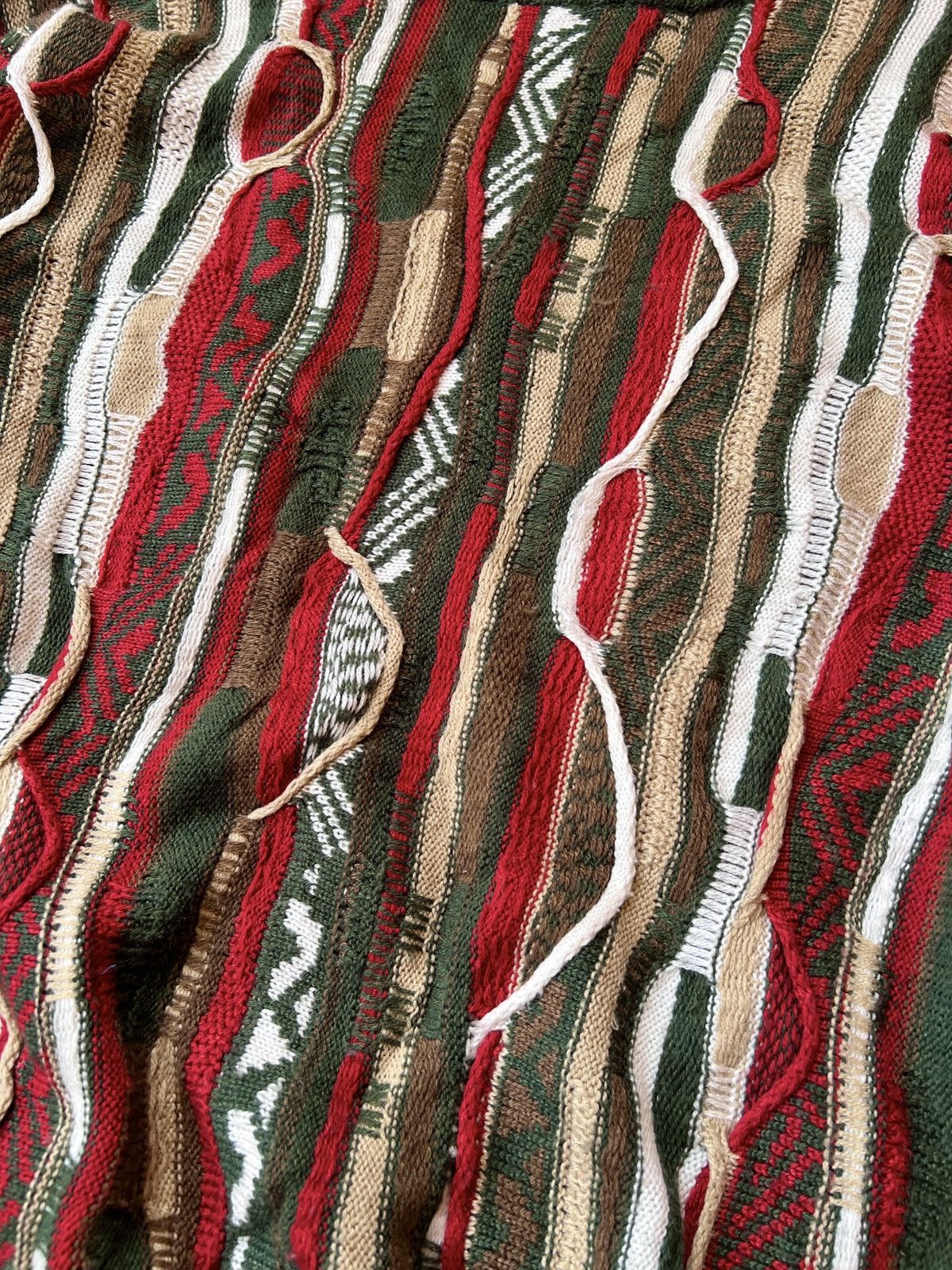 Coogi Rarest Coogi 3D Knit / Sweater (Red/White/Green/Brown) Size US L / EU 52-54 / 3 - 7 Thumbnail