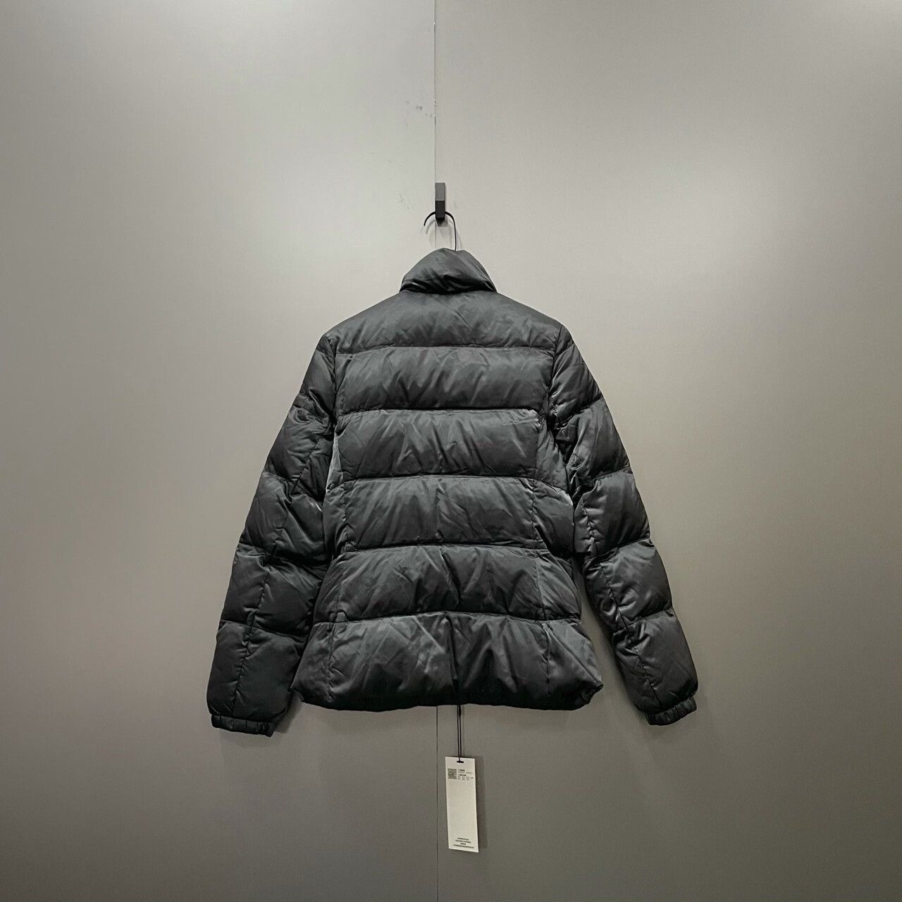 Prada prada gray quilted puffer jacket Size S / US 4 / IT 40 - 2 Thumbnail