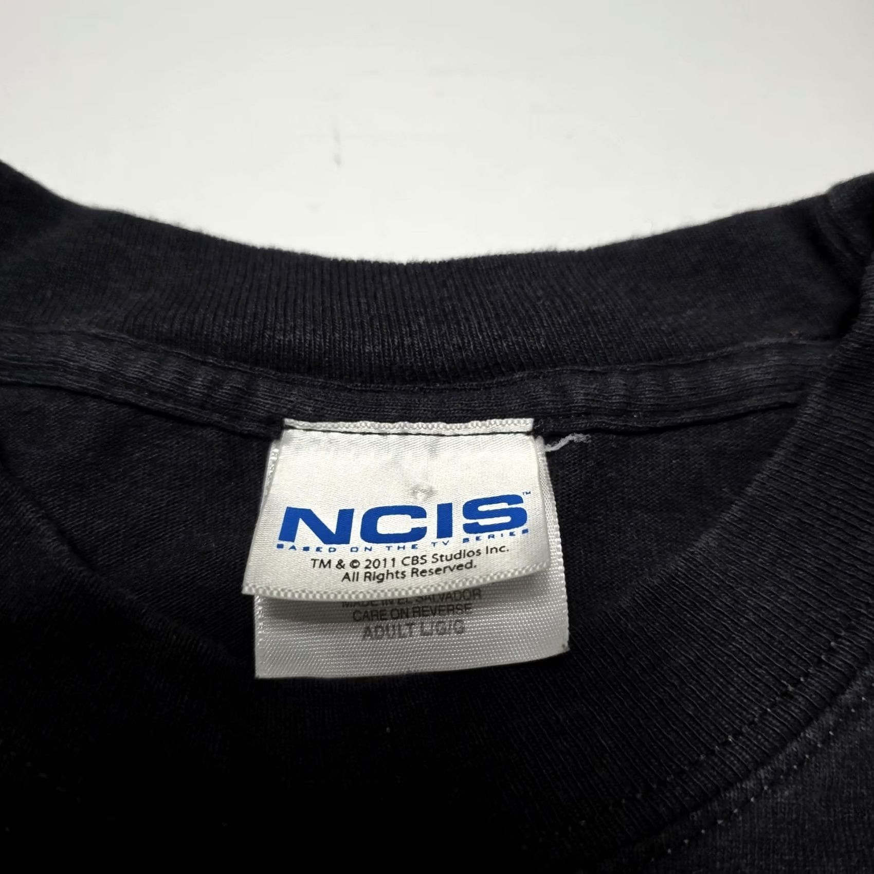 Anvil NCIS TV Show Promo Men’s Large T-Shirt Black Logo Knit Short Sleeve Crew Neck Unisex Adults Crime 2000s 2011 Anvil Cotton Size US L / EU 52-54 / 3 - 3 Thumbnail