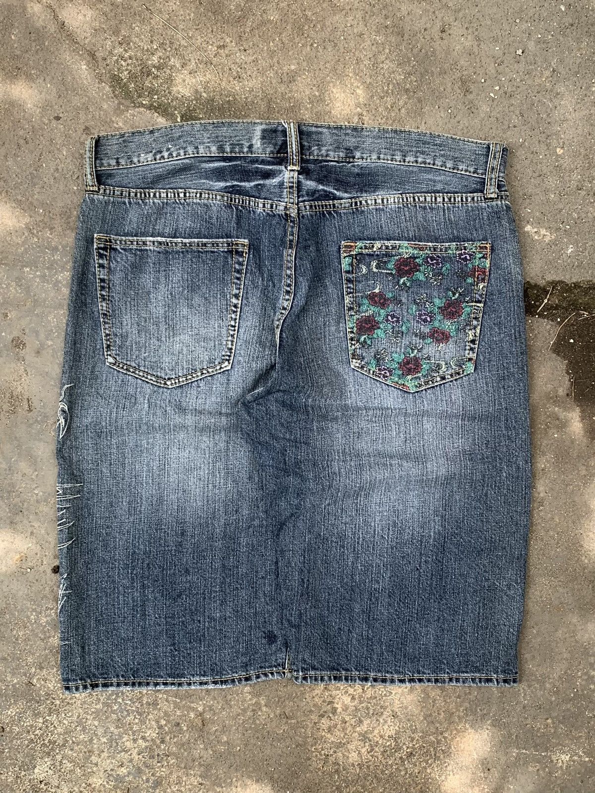 Japanese Brand × Vintage Vintage Y2k Quality Jeans Dragon jorts Size US 37 - 5 Thumbnail