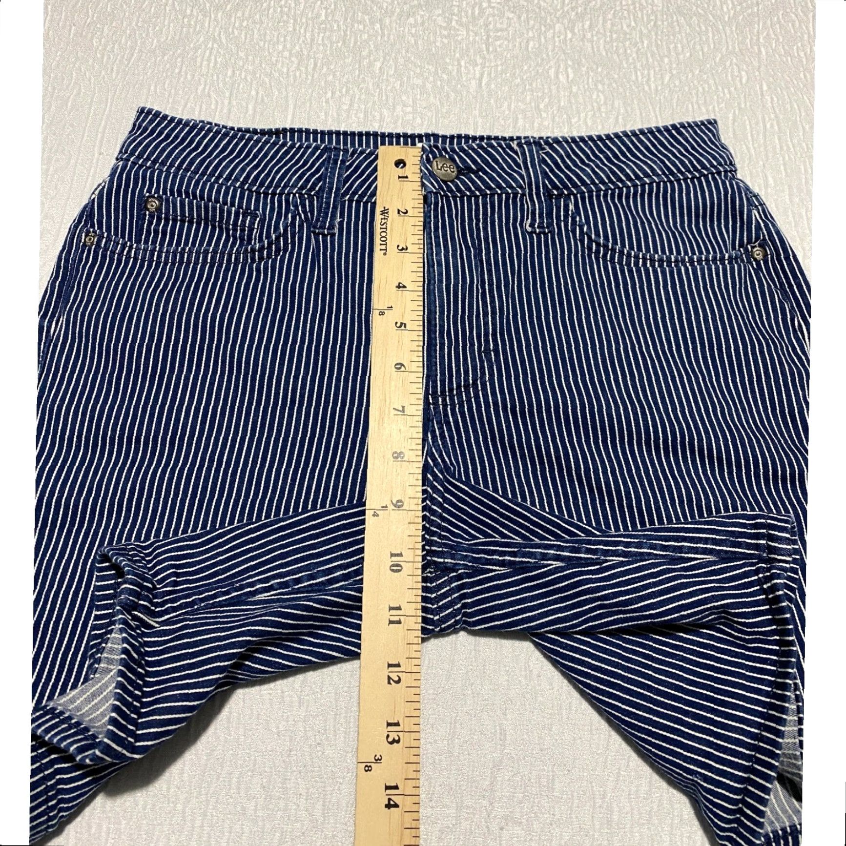 Lee Lee Shorts Women's Size 30 Blue Stripe Mid Rise Railroad Dark Wash Size 30" / US 8 / IT 44 - 6 Thumbnail