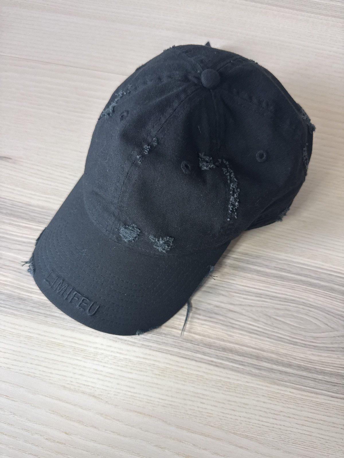 Limi Feu NEW ERA x LIMI feu DAMAGED 9THIRTY™ CAP Size ONE SIZE - 1 Thumbnail