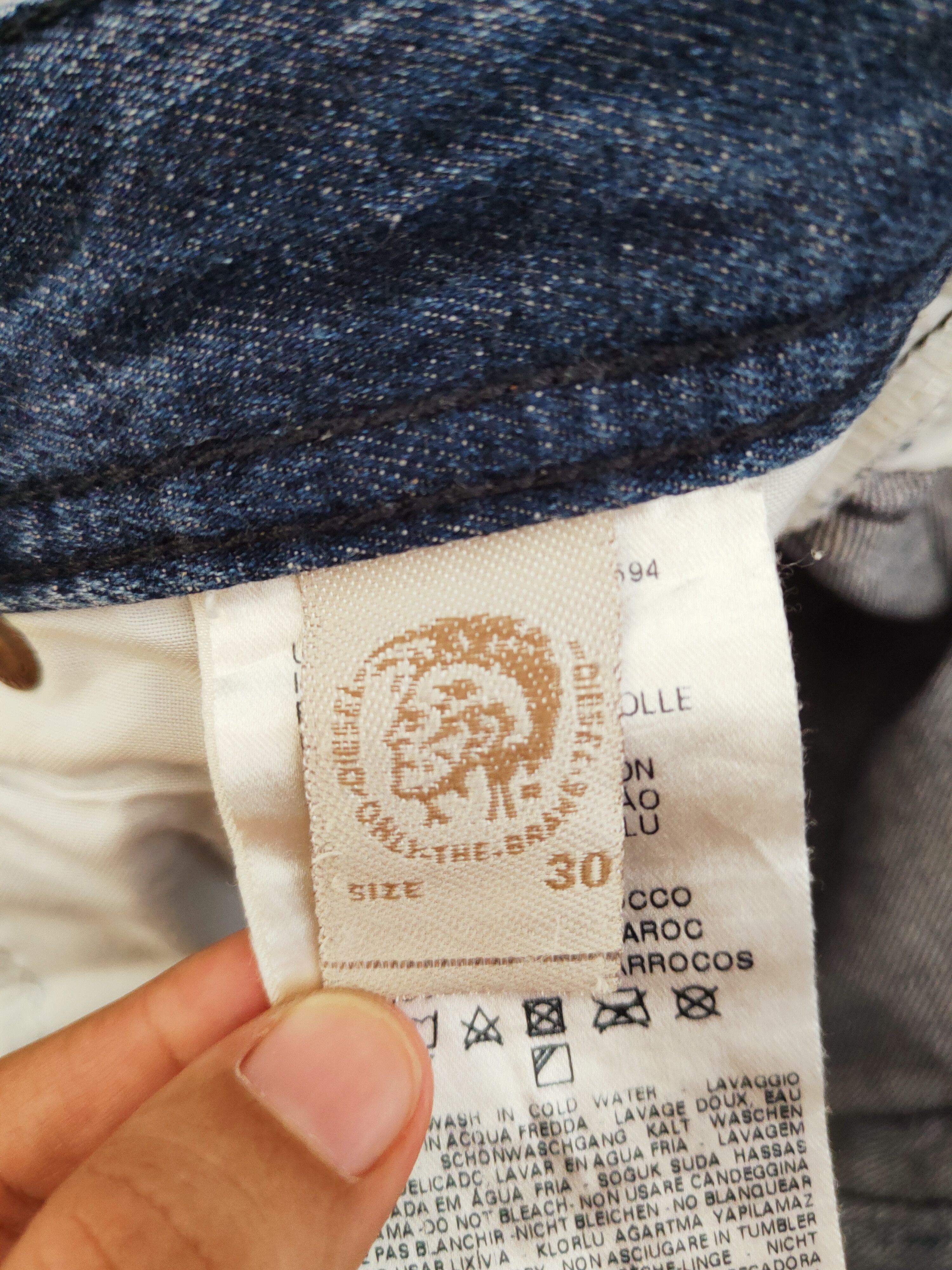 Diesel Diesel Dark Blue Distressed Ripped Jeans #S2703 Size US 30 / EU 46 - 19 Thumbnail