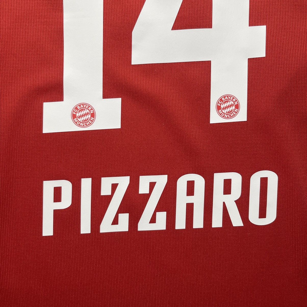 Vintage BAYERN ADIDAS 2006/2007 FOOTBALL HOME JERSEY #14 PIZZARO Size US XL / EU 56 / 4 - 12 Thumbnail