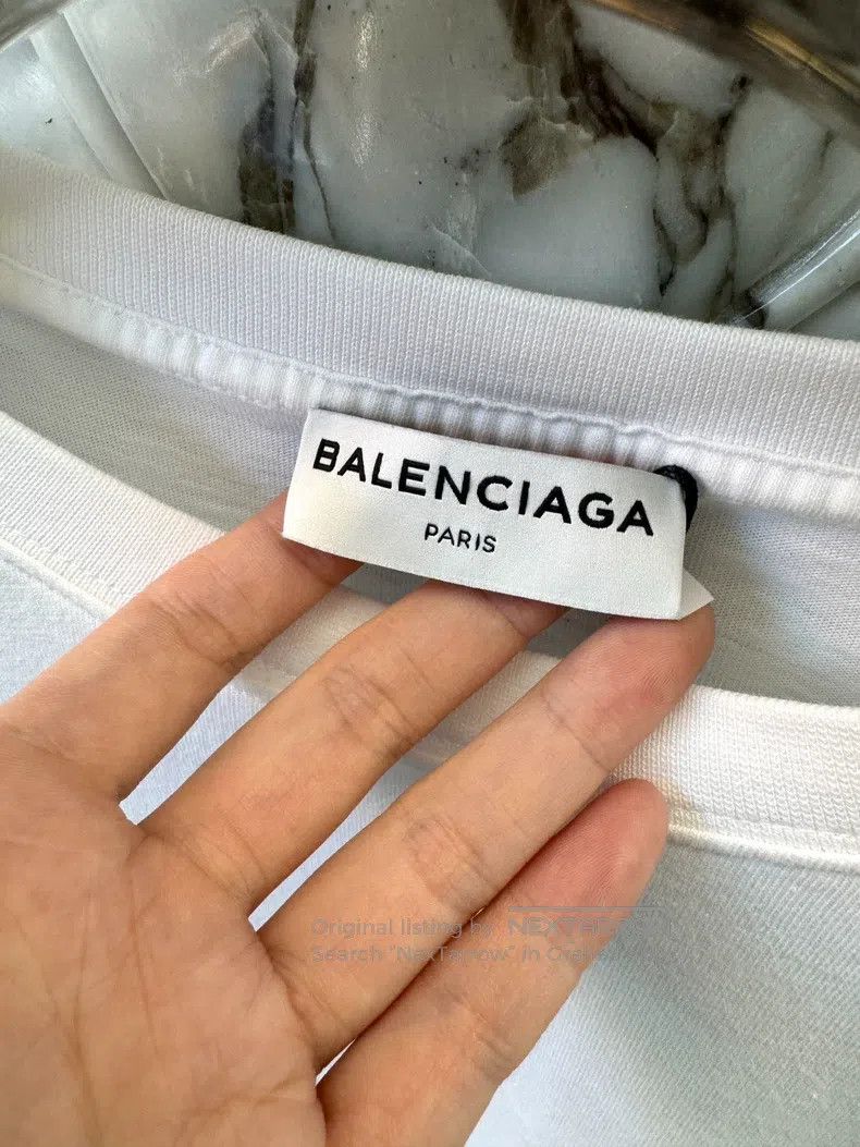 Balenciaga Balenciaga White Short Sleeve T-Shirt Size US S / EU 44-46 / 1 - 3 Thumbnail