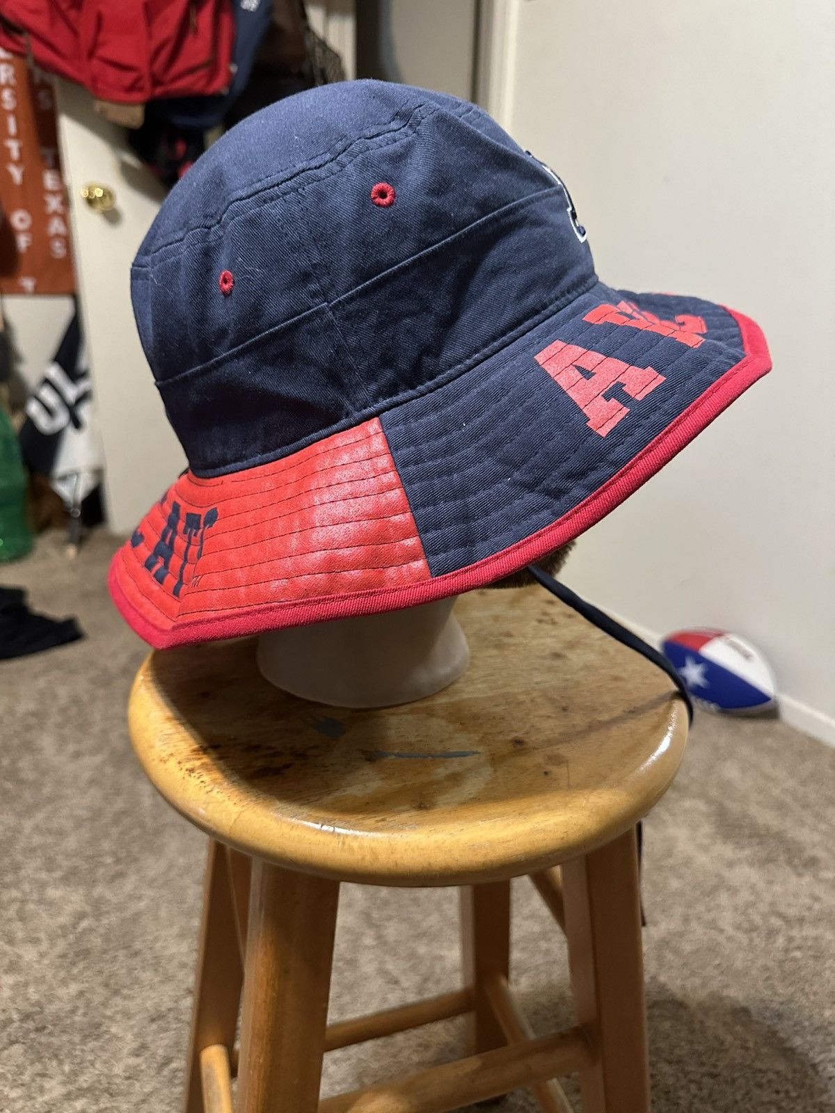 NCAA Vintage NCAA Arizona Wildcats “red & blue” bucket hat 90s Size ONE SIZE - 3 Thumbnail