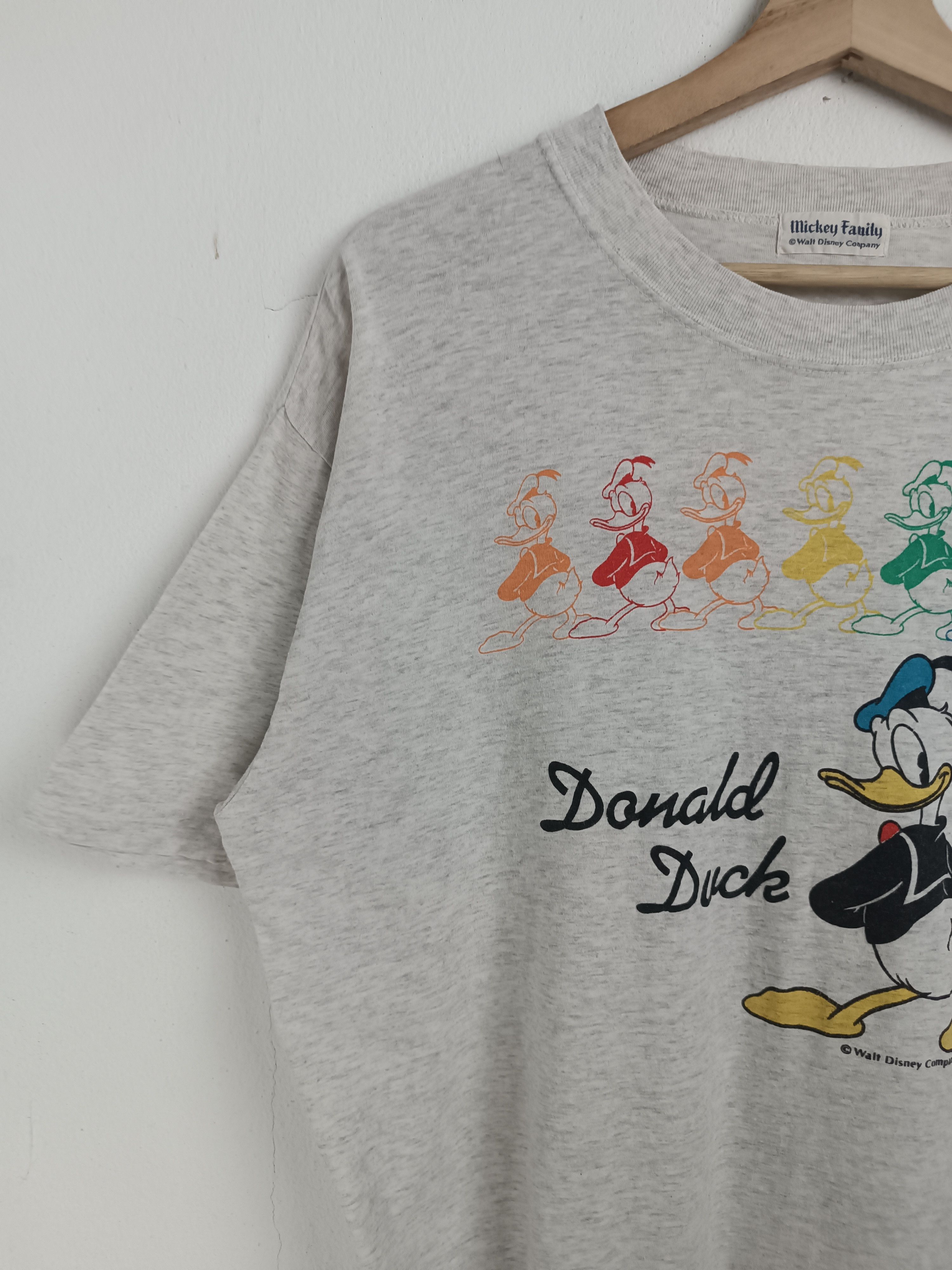 Disney VINTAGE 90'S DONALD DUCK TEE RARE GOOFY MICKEY BUNNY PLUTO Size US L / EU 52-54 / 3 - 5 Thumbnail