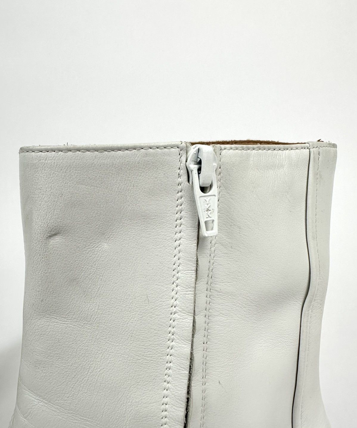 Maison Margiela Maison Margiela - Line 22 Boot Heels White Leather Side Zip Size US 9 / IT 39 - 15 Thumbnail
