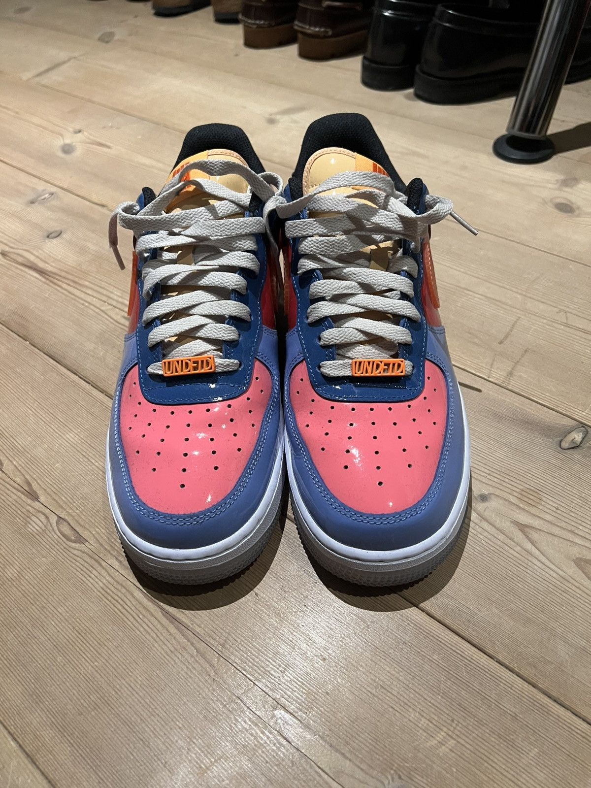 Nike × Undefeated Nike Air Force X Undefeated Size US 9 / EU 42 - 3 Thumbnail
