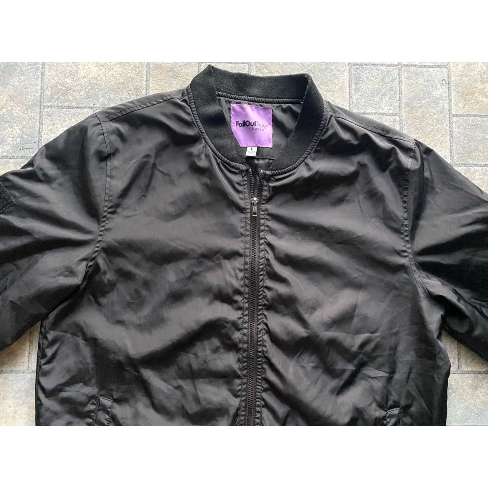 Vintage Fall Out Boy Mania Tour Jacket Men L Black Purple Zip Size US L / EU 52-54 / 3 - 4 Thumbnail