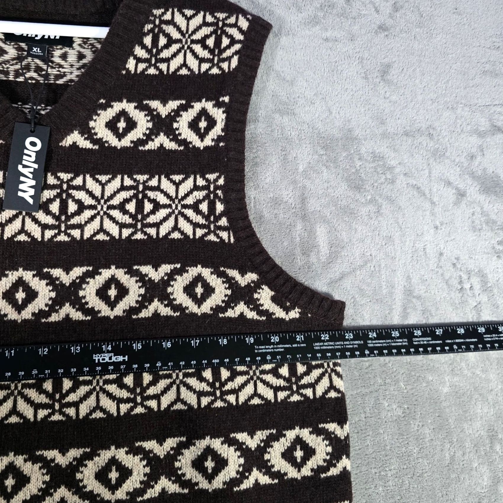 Only NY Vest Mens 1XL Brown Fair Isle Sweater Knit Sleeveless, Men's — image 3 of 6
