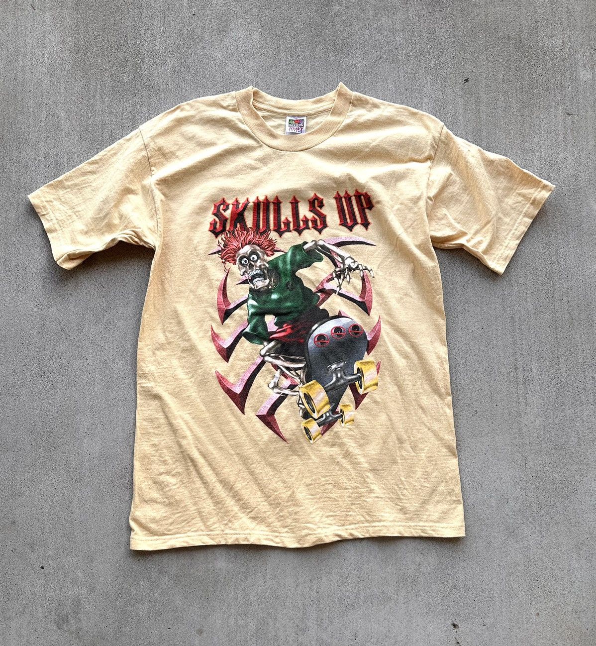 Fruit Of The Loom × Vintage Vintage Skulls Up Tee Shirt 90s Skater Grunge FOTL Size US L / EU 52-54 / 3 - 1 Thumbnail