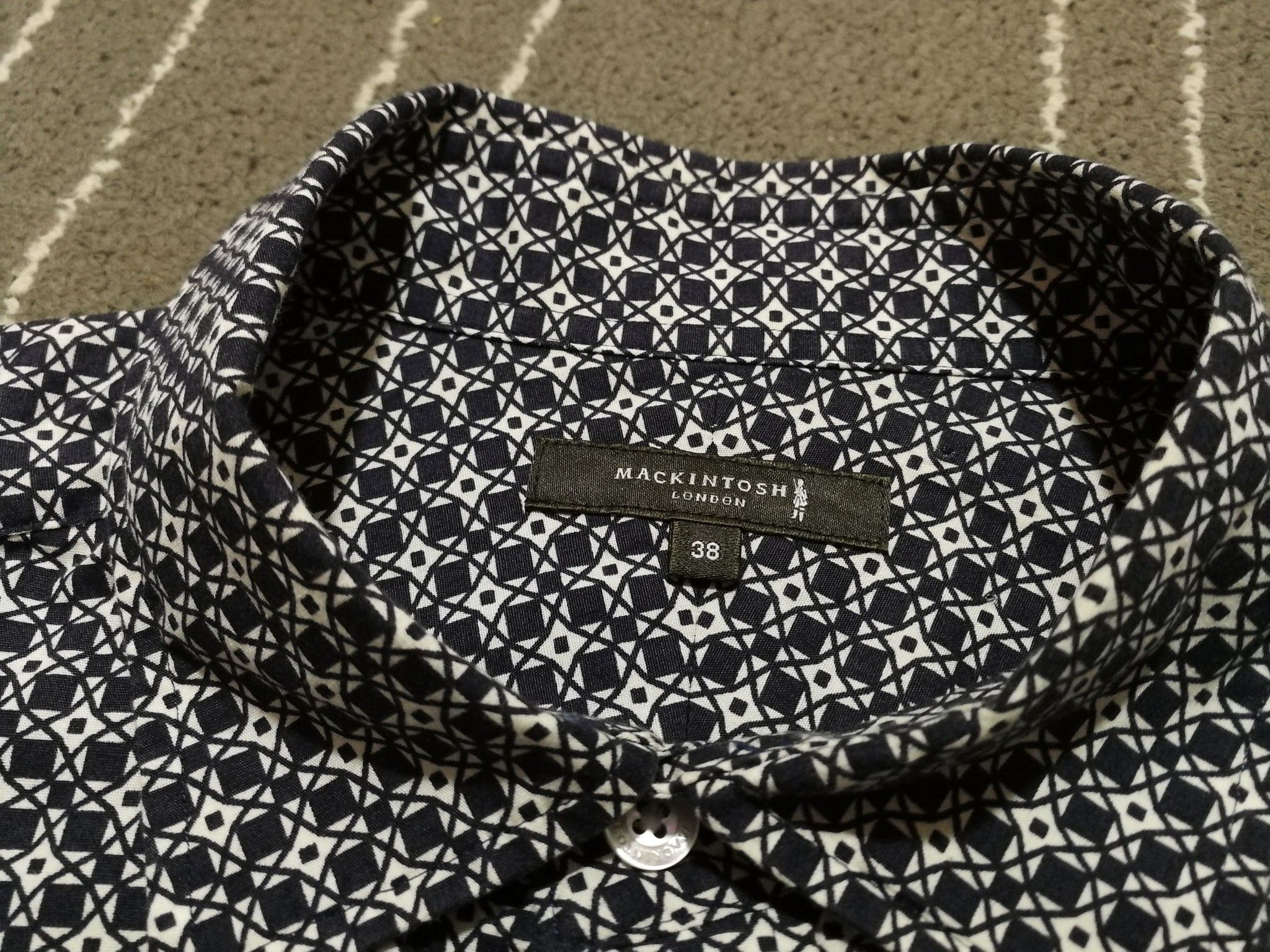 Mackintosh MACKINTOSH LONDON button up Man S 1865 Size US S / EU 44-46 / 1 - 2 Thumbnail