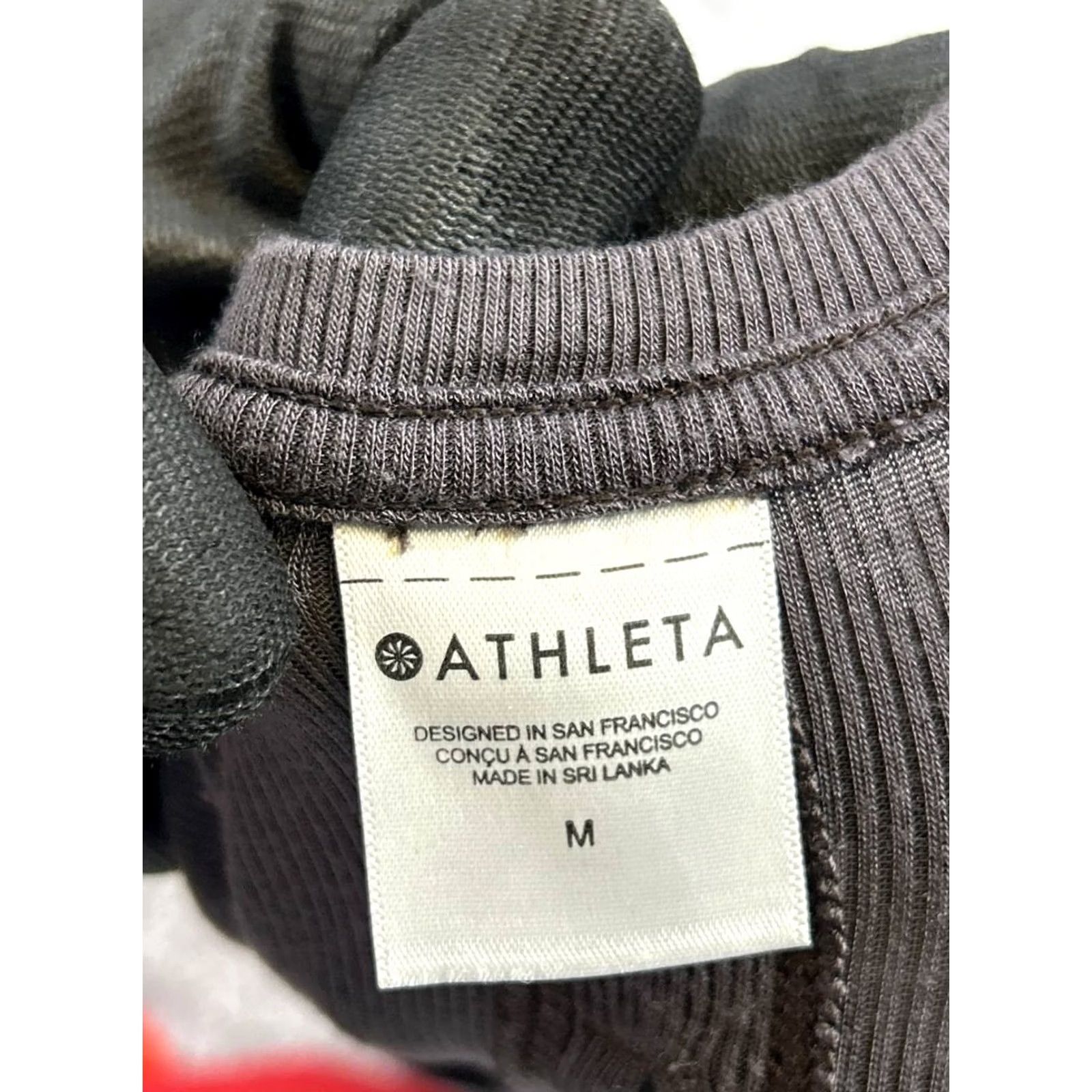 Athleta Athleta Shirt Women's Medium Gray Knit Pullover Size M / US 6-8 / IT 42-44 - 3 Thumbnail