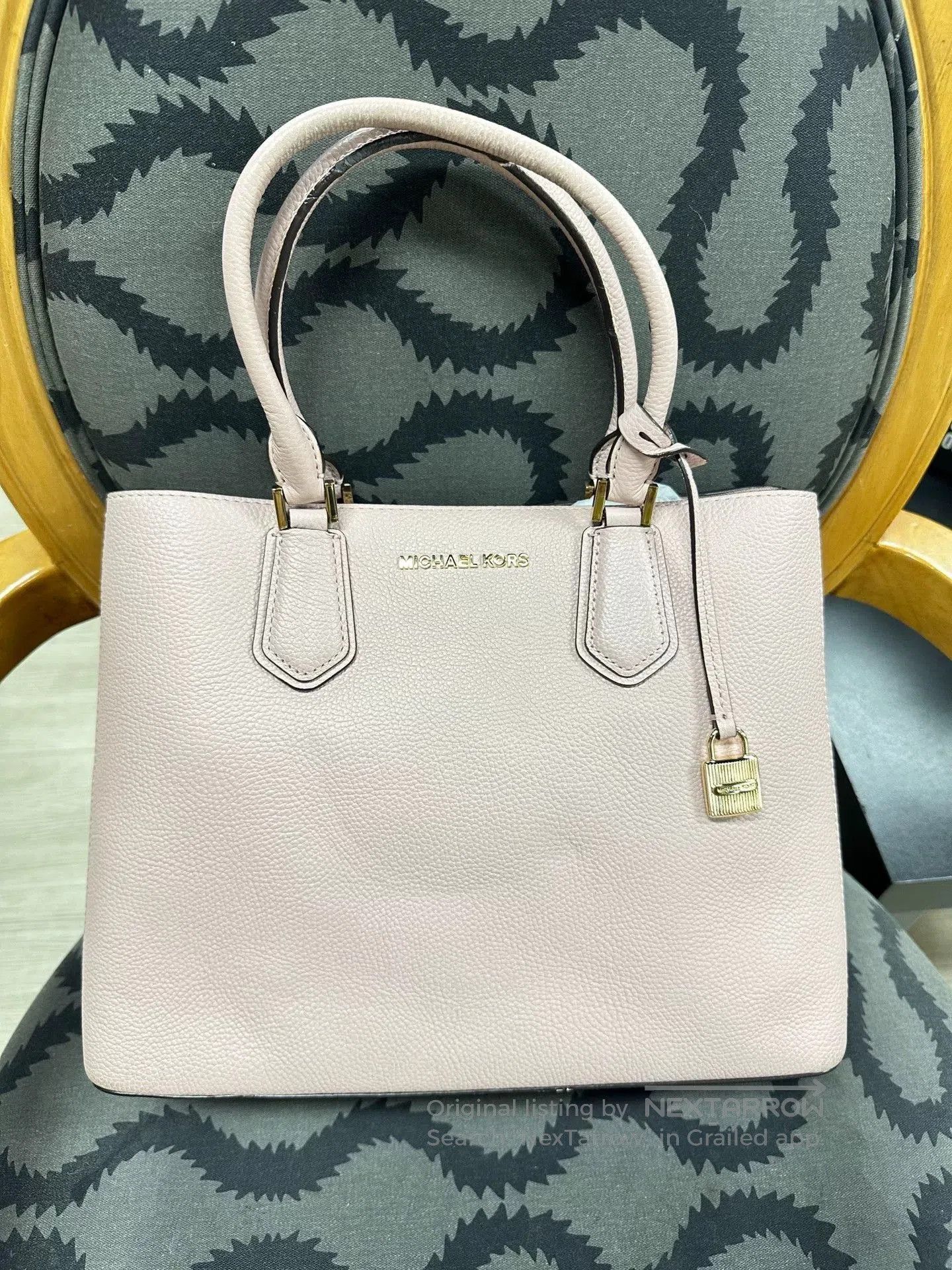 Michael Kors Authentic MK Handbag with Crossbody Strap. Size ONE SIZE - 1 Thumbnail