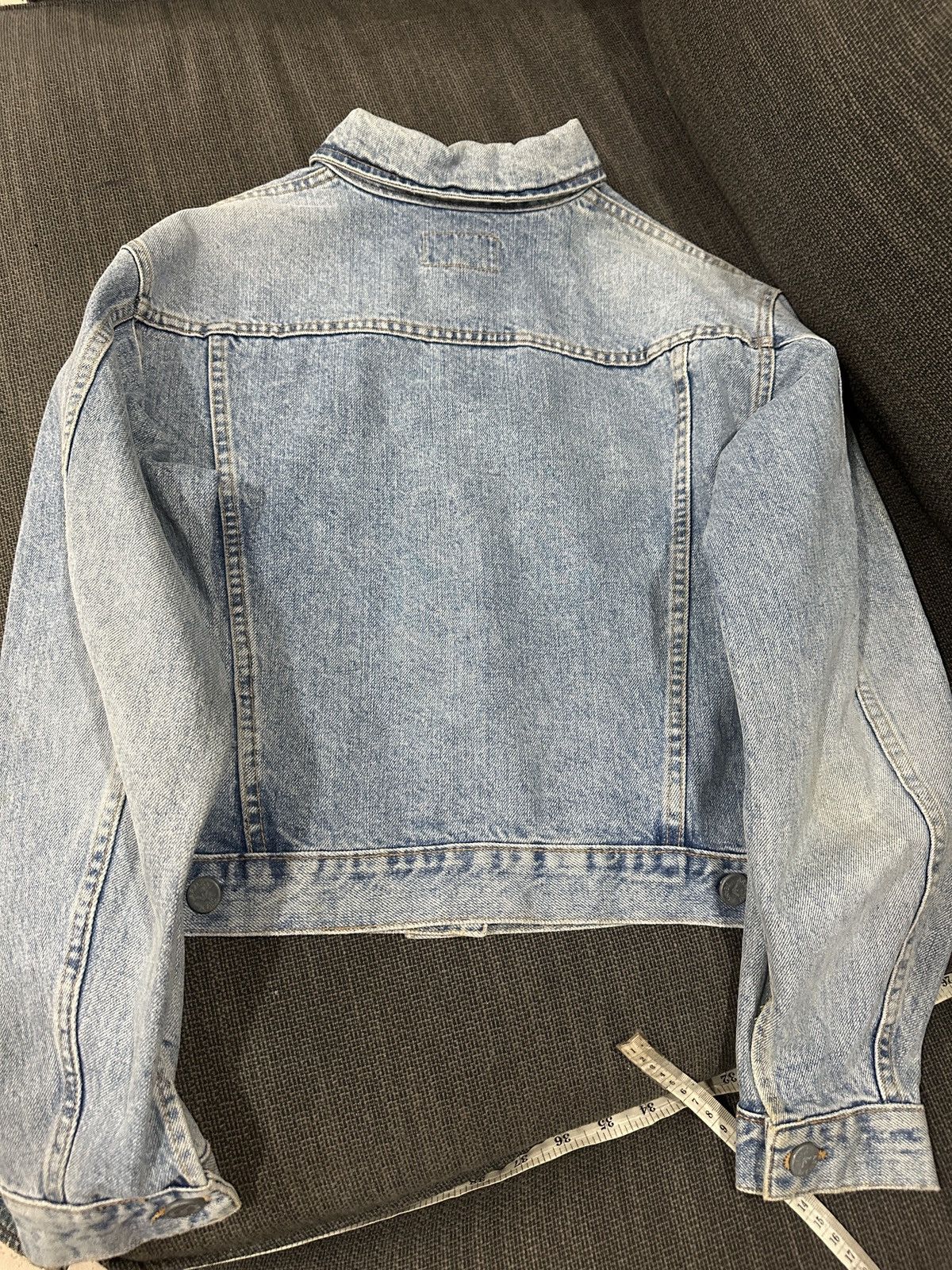 Giorgio Armani 1990s Emporio Armani Crop Denim Trucker Jacket Size US S / EU 44-46 / 1 - 5 Thumbnail