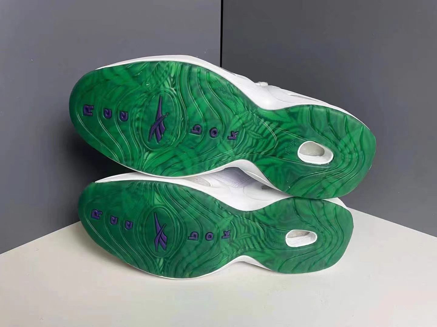 Reebok Reebok Question Mid x Curren$y "Jet Life" K15 Size US 11.5 / EU 44-45 - 8 Thumbnail