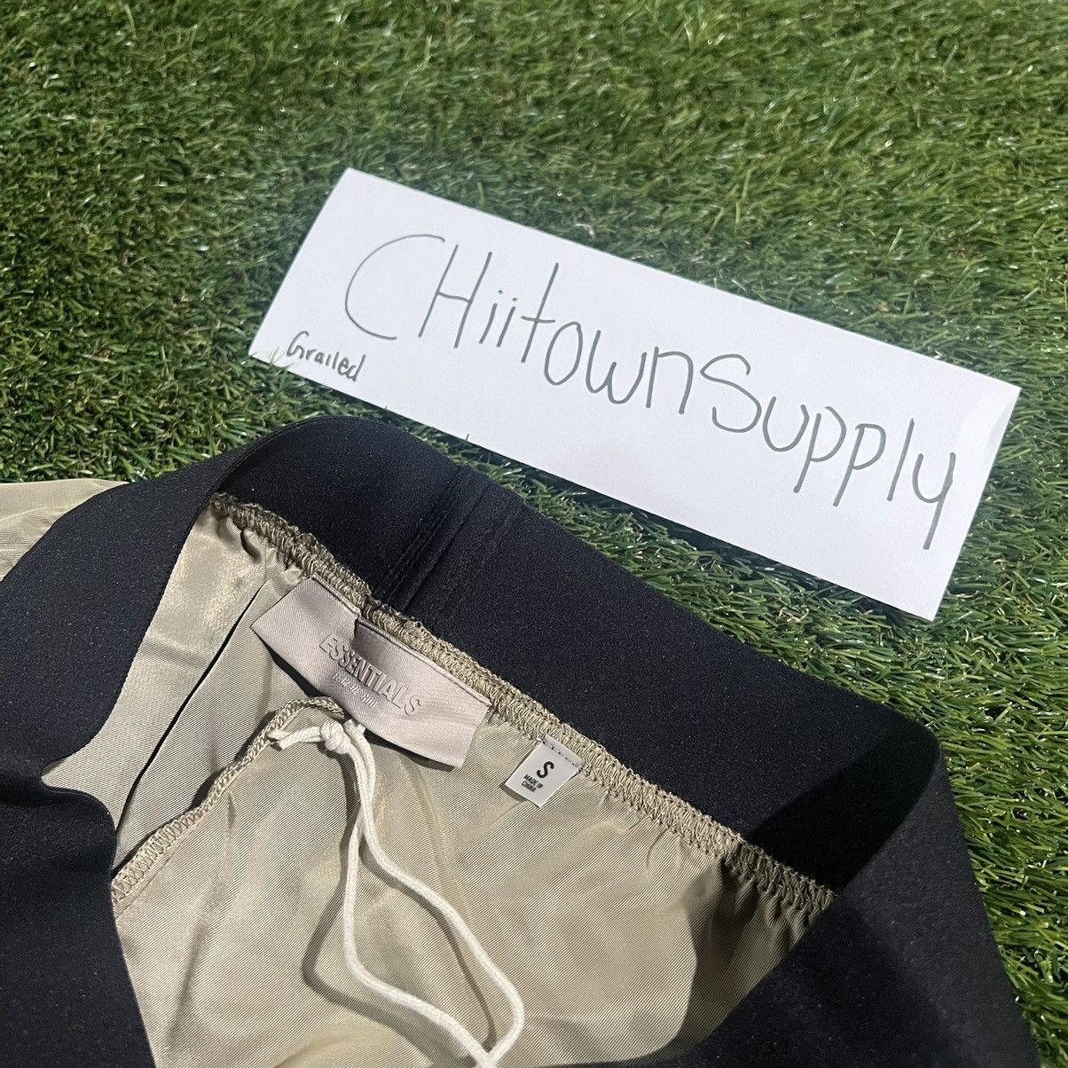 Essentials × Fear of God Fear Of God Essentials Relaxed Track Pants Size Small Size US 30 / EU 46 - 5 Thumbnail