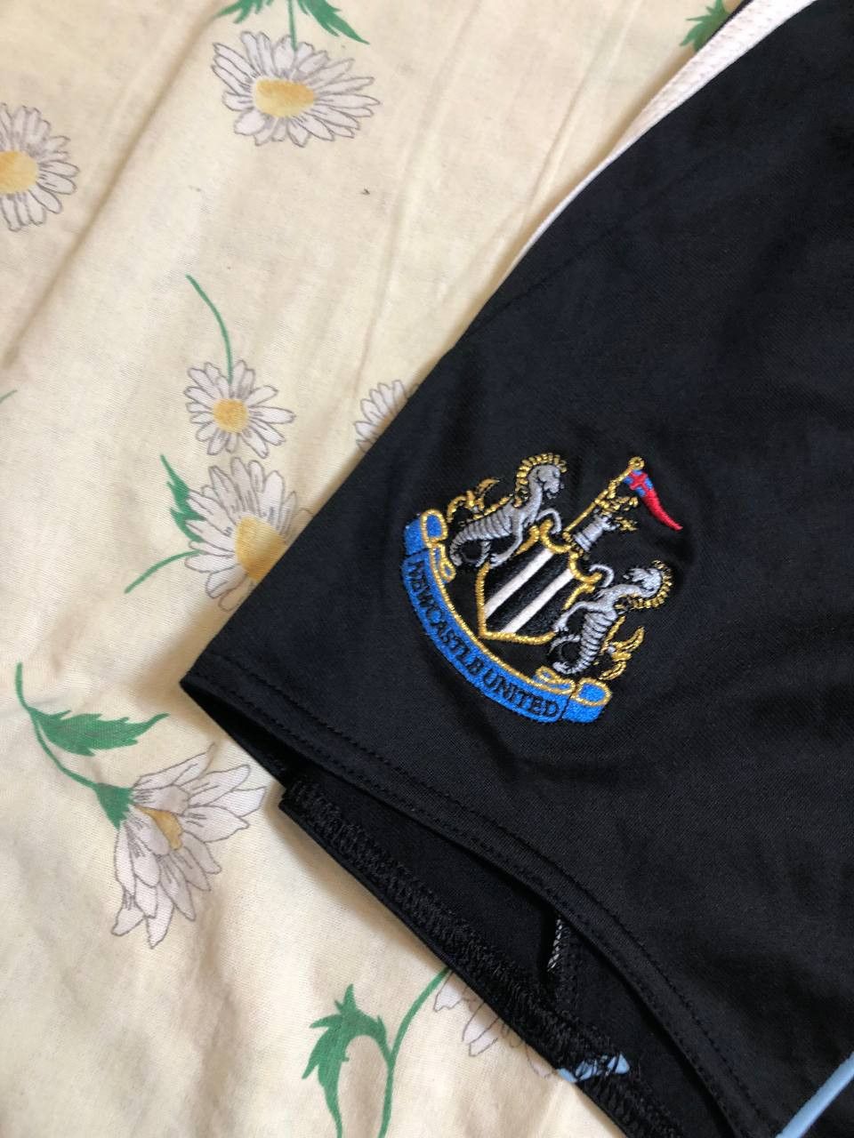 Adidas Rare Newcastle United Home Football Shorts Adidas Size US 30 / EU 46 - 2 Thumbnail