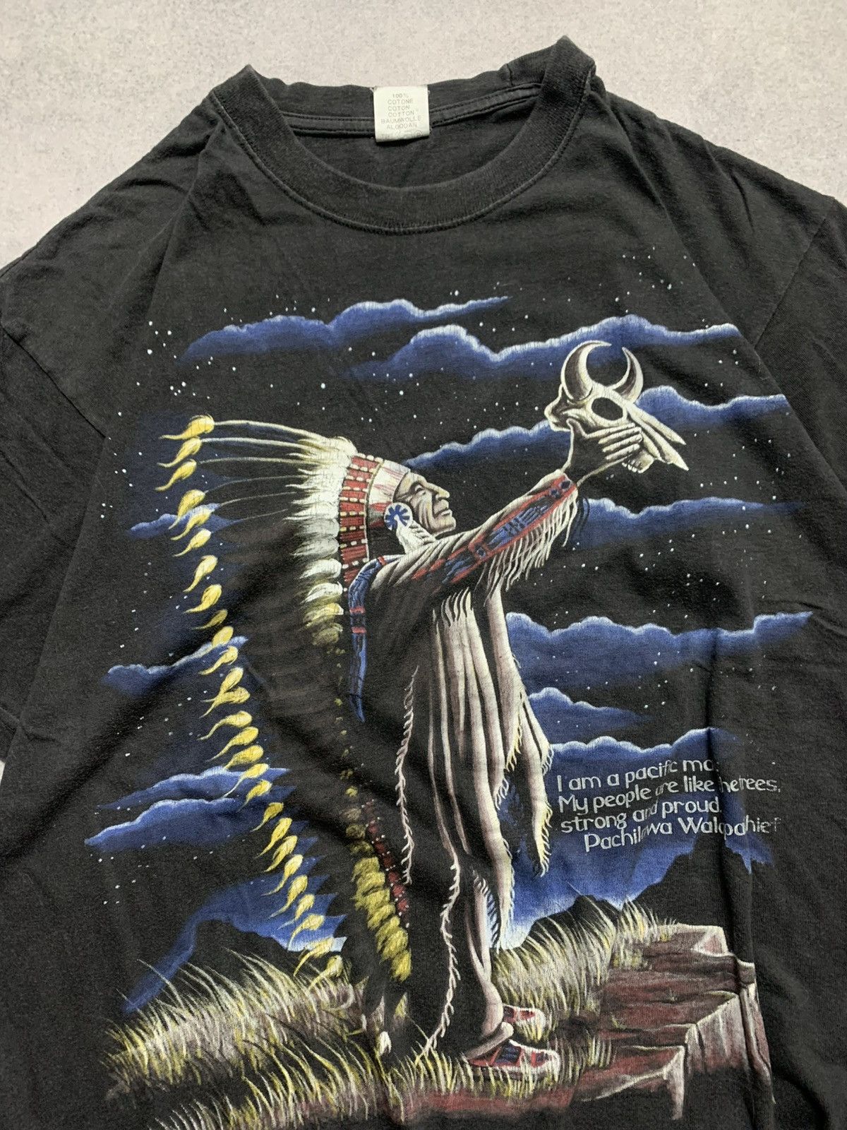 Vintage Vintage 90s USA The Spirit Of The Legend Y2K Tee Shirt Size US XL / EU 56 / 4 - 4 Thumbnail