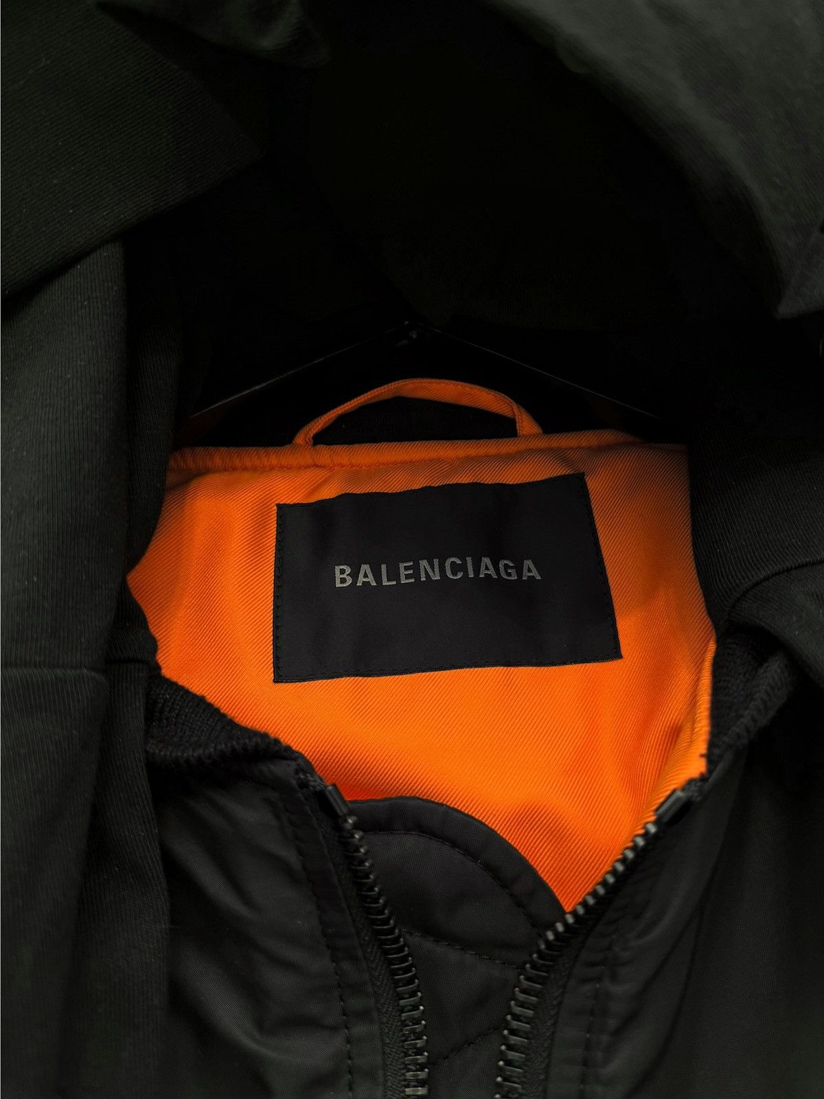 Balenciaga 2024 Incognito Silk Padded Bomber Shirt Hoodie Size US S / EU 44-46 / 1 - 11 Thumbnail