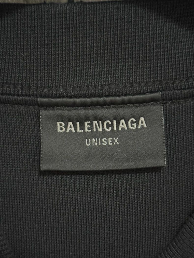 Balenciaga Balenciaga 24SS Reversed Embroidered Ripped Short Sleeve T Size US M / EU 48-50 / 2 - 3 Thumbnail