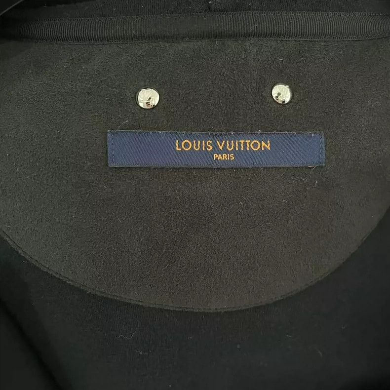 Louis Vuitton Louis Vuitton Navy small logo zip hoodie Size US M / EU 48-50 / 2 - 4 Thumbnail