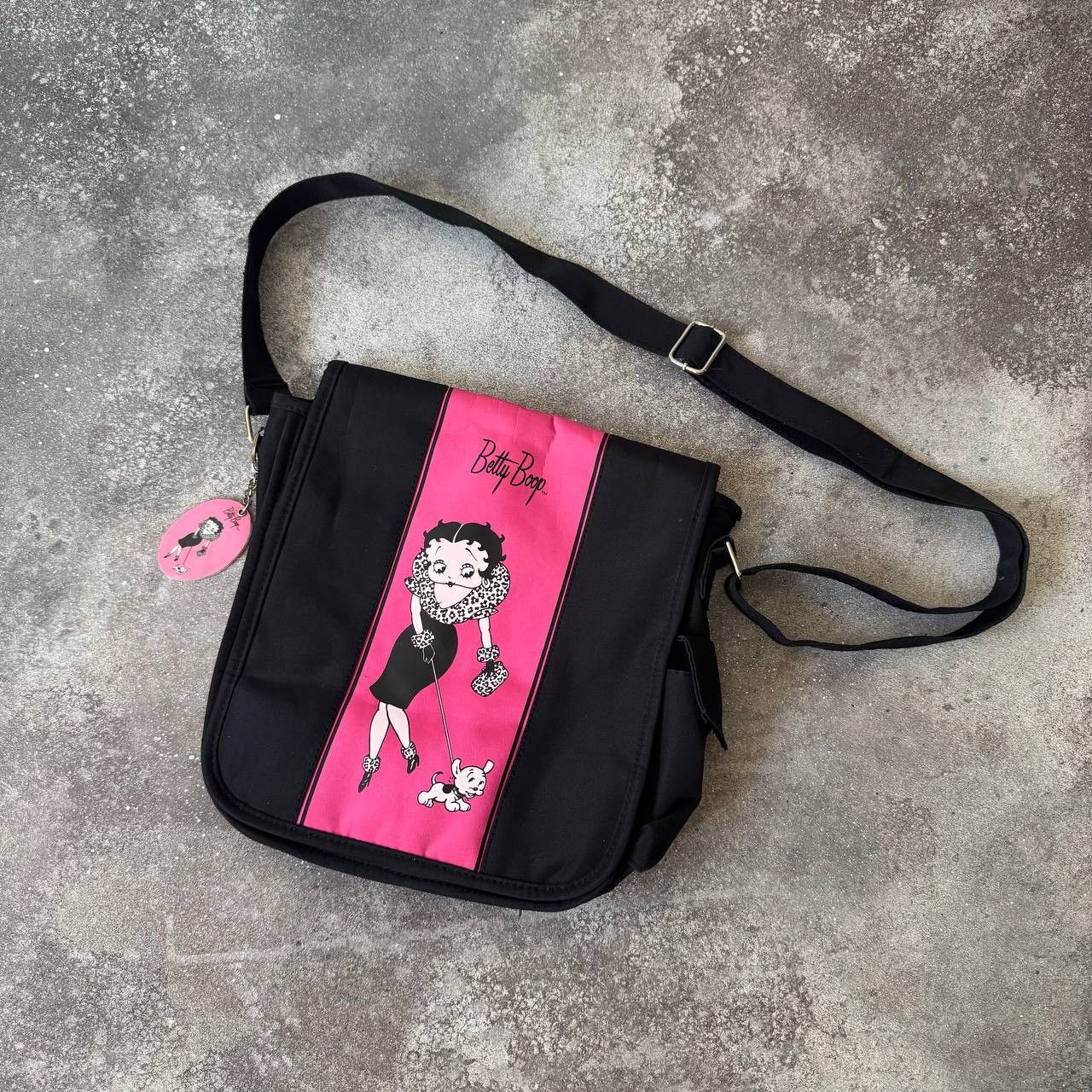Hysteric Glamour × Japanese Brand Betty Boop Y2K Vintage Super Sexy Crossbody Bag Size ONE SIZE - 1 Thumbnail