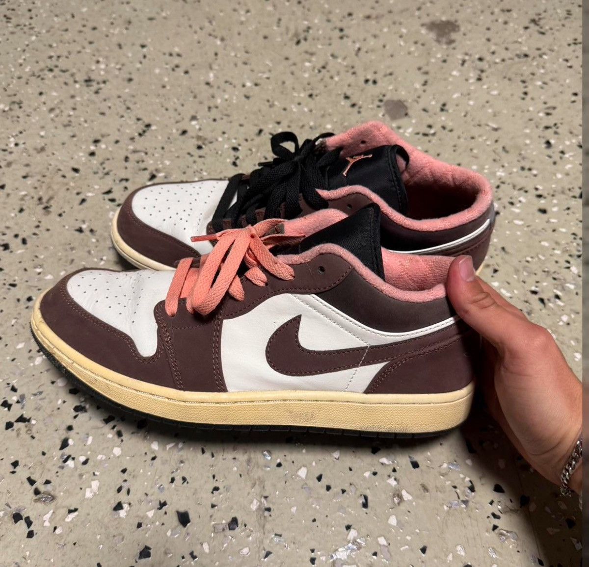 Nike Jordan 1 Low Mochas Size US 10.5 / EU 43-44 - 3 Thumbnail