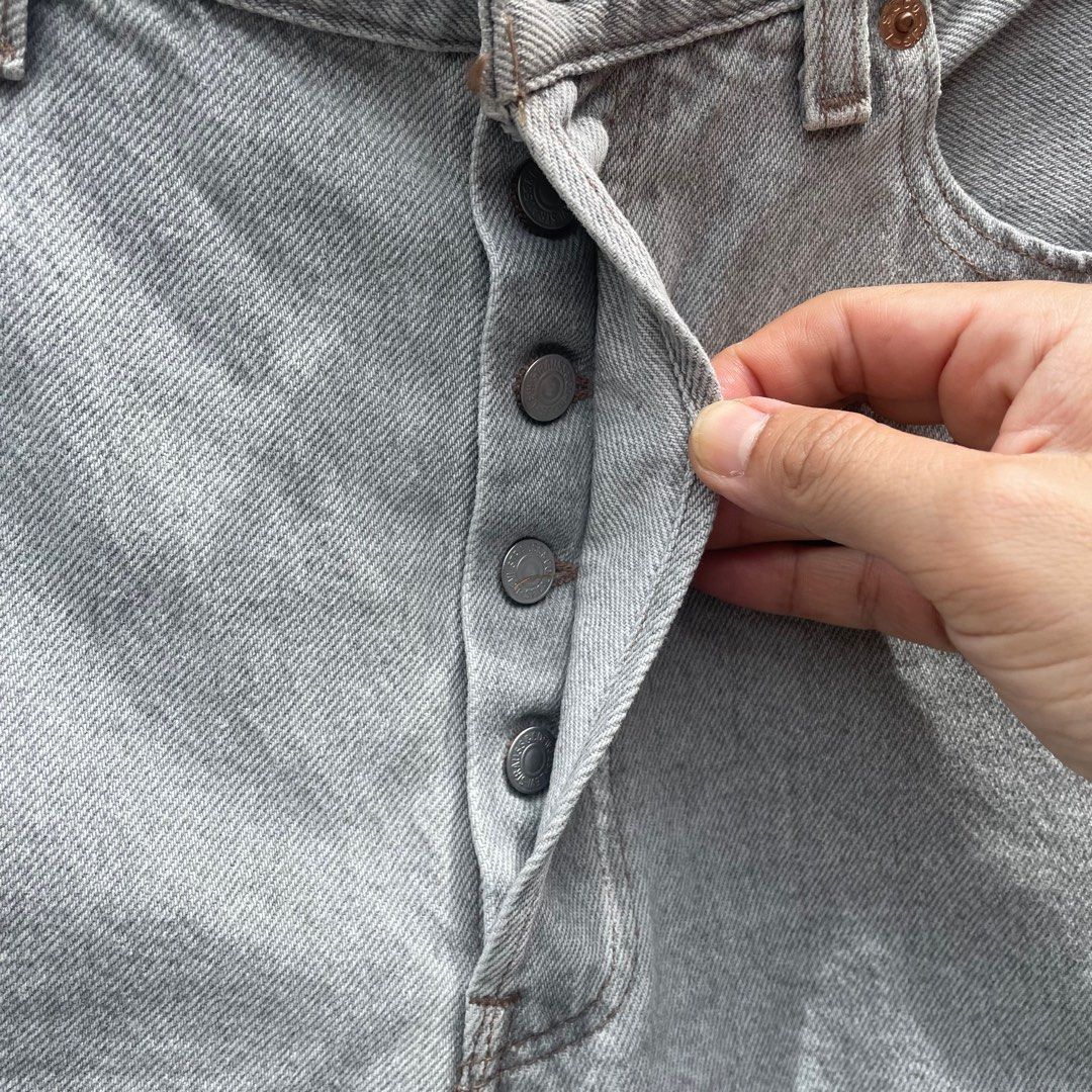 Size 34 Vintage Levis 501 Denim Jeans Grey USA