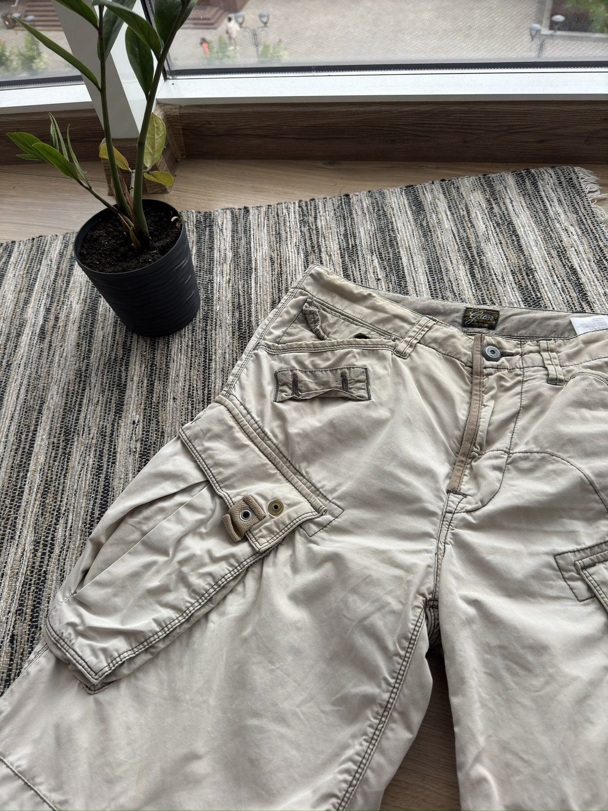 G-Star Vintage G star Raw Big logo multi pocket Cargo Y2K Shorts Size US 30 / EU 46 - 10 Thumbnail