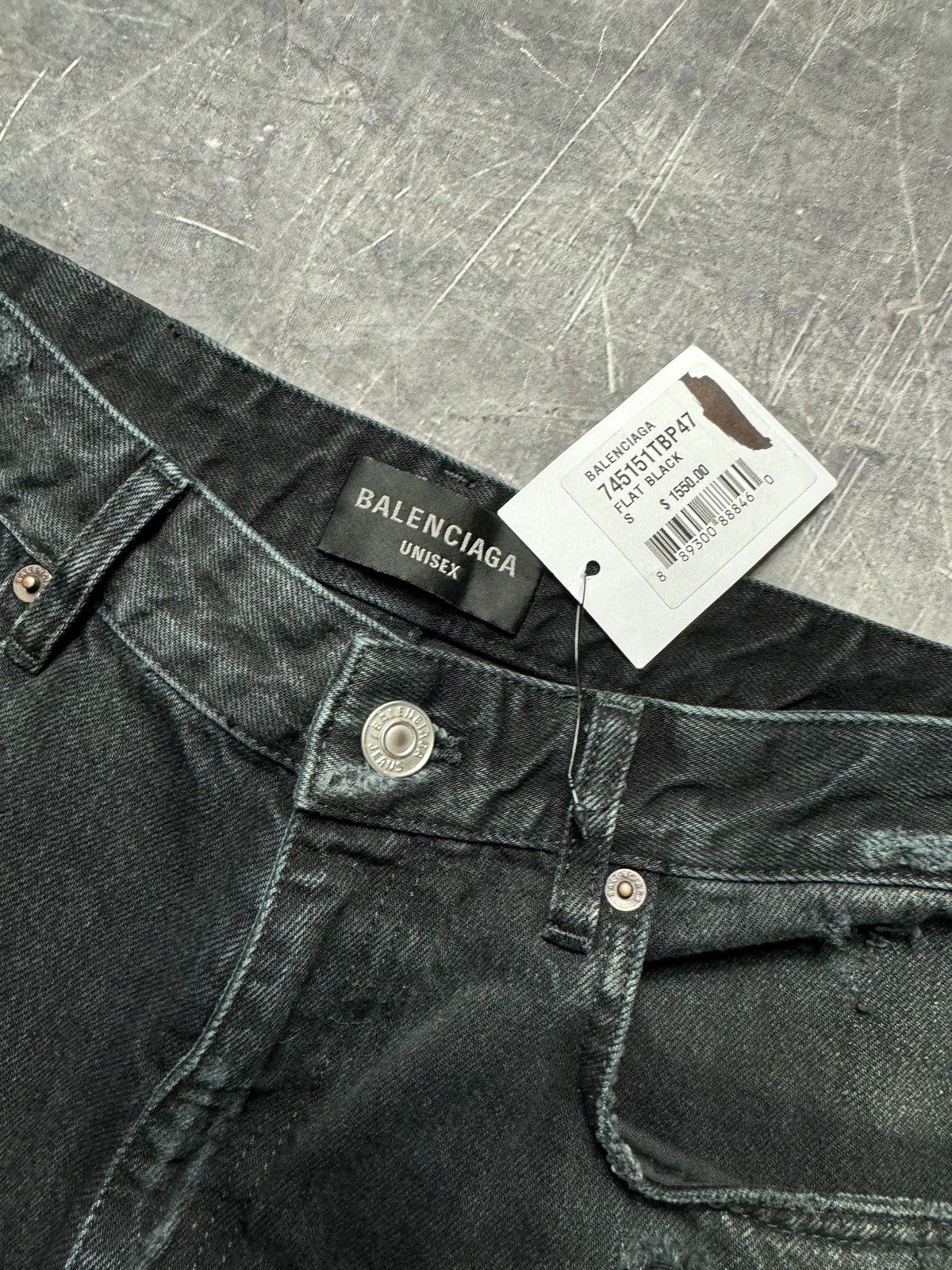 Balenciaga Balenciaga Destroyed Dirty Denim Jeans in Black Size US 30 / EU 46 - 16 Thumbnail